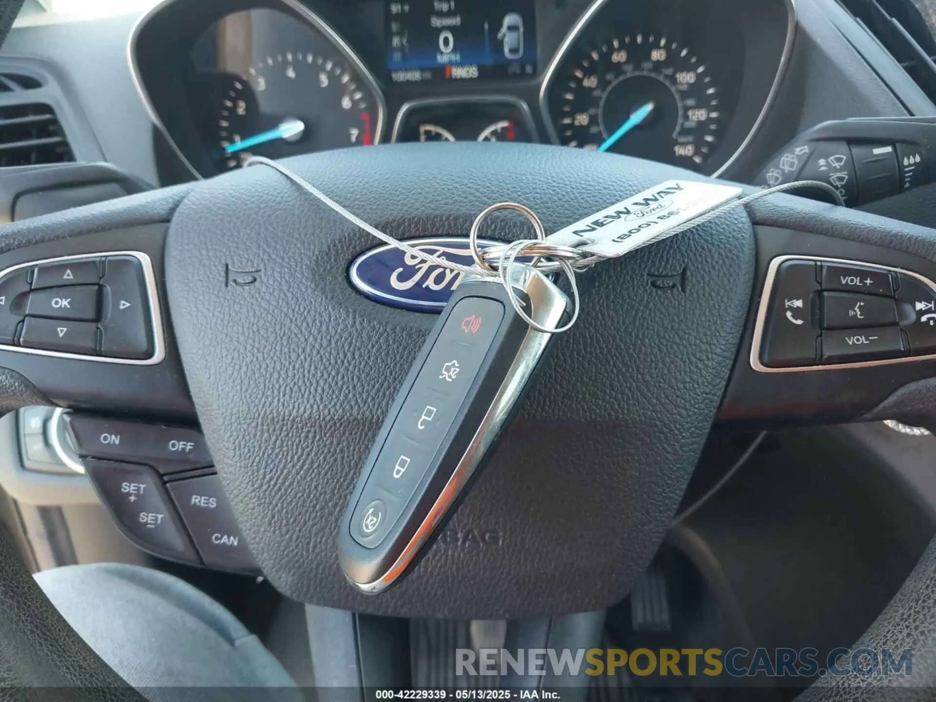 11 Photograph of a damaged car 1FMCU9GD5KUC09711 FORD ESCAPE 2019