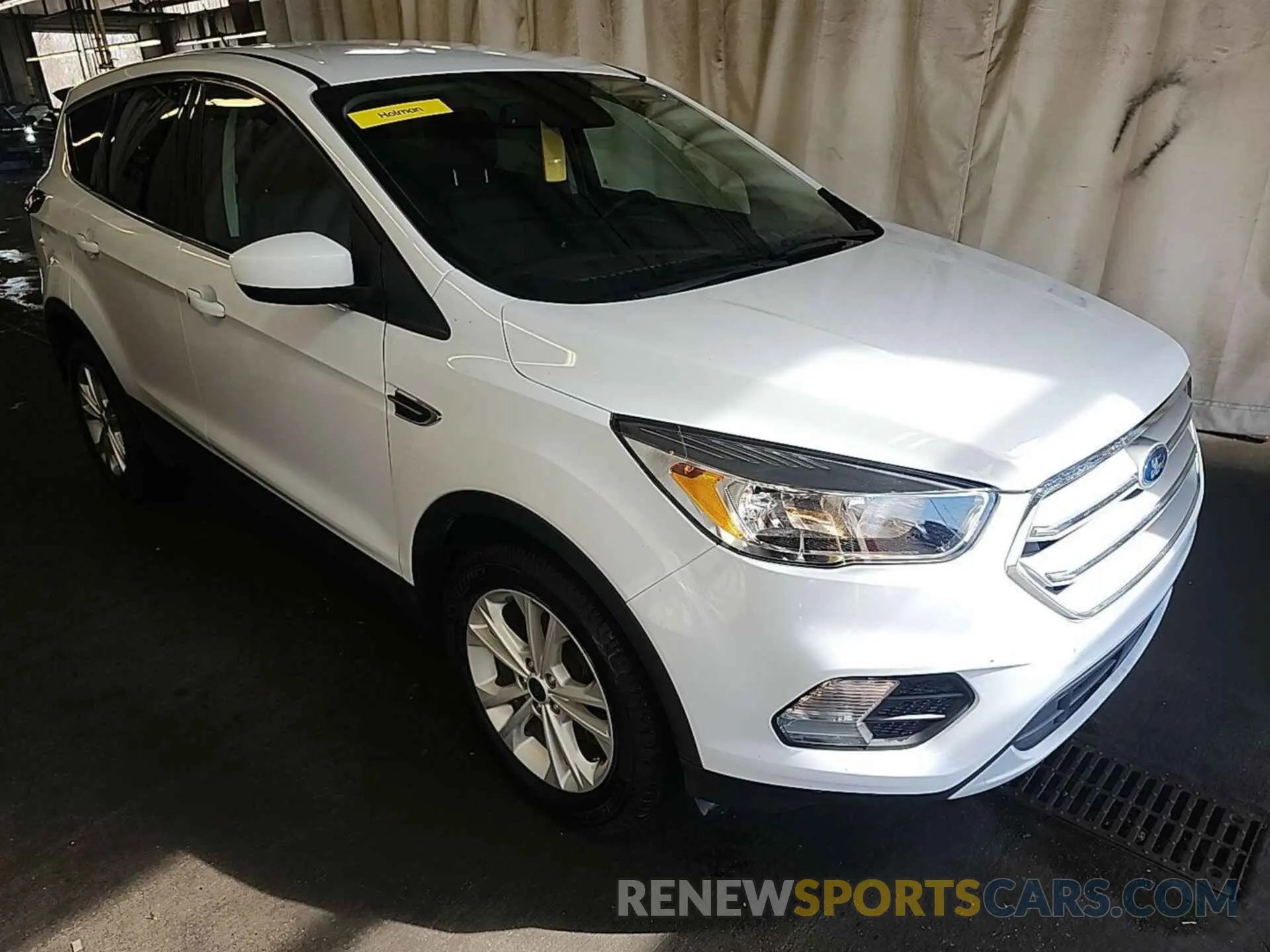24 Photograph of a damaged car 1FMCU9GD5KUC37024 FORD ESCAPE 2019