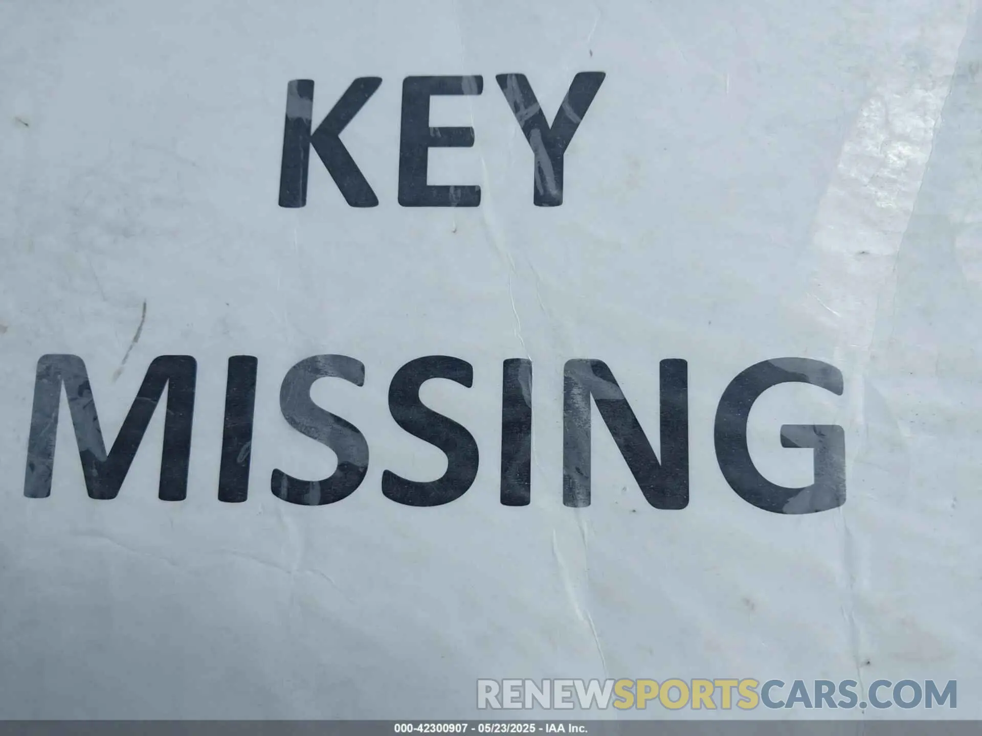 11 Photograph of a damaged car 1FMCU9GD6KUA32411 FORD ESCAPE 2019