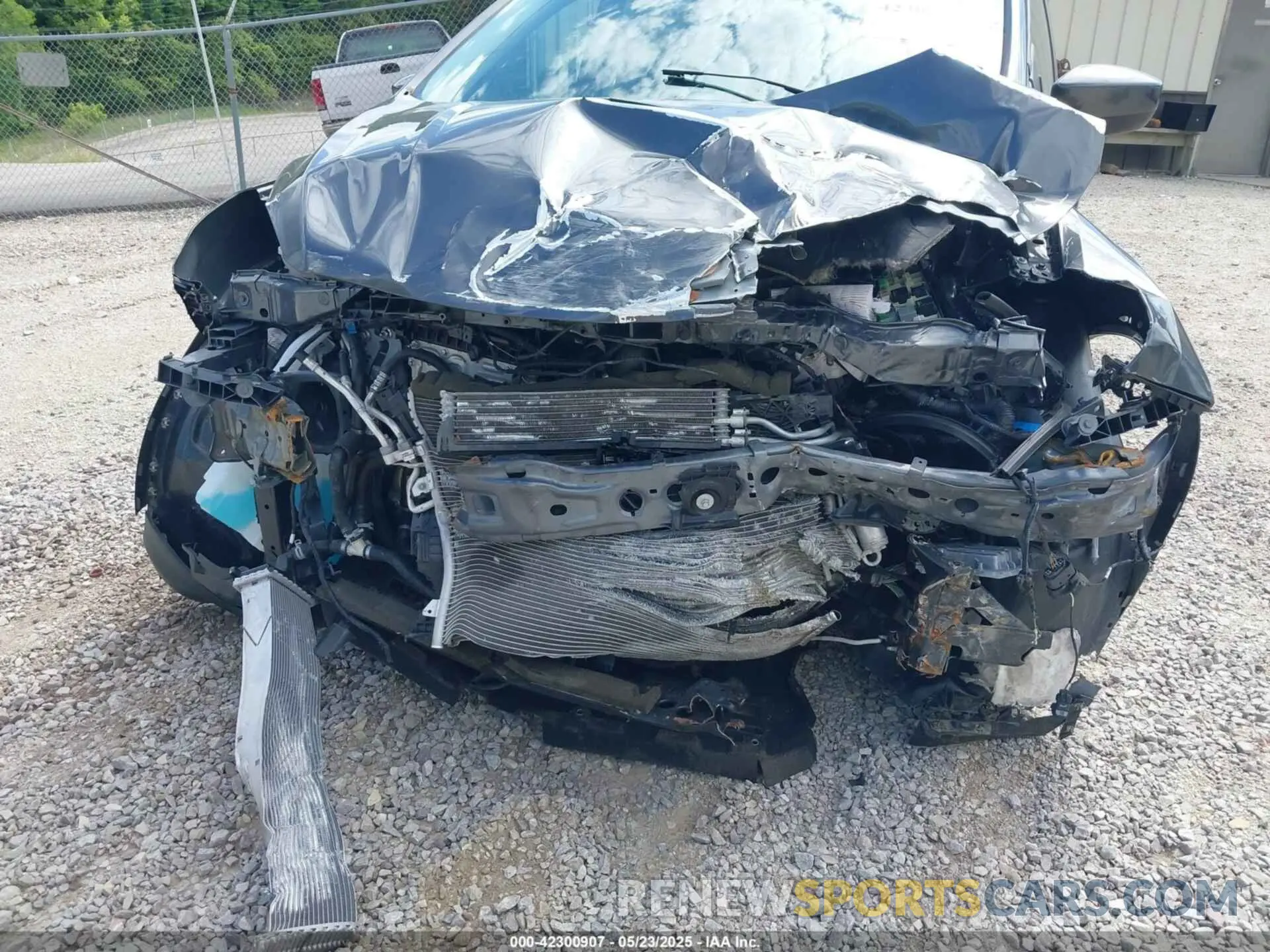 6 Photograph of a damaged car 1FMCU9GD6KUA32411 FORD ESCAPE 2019