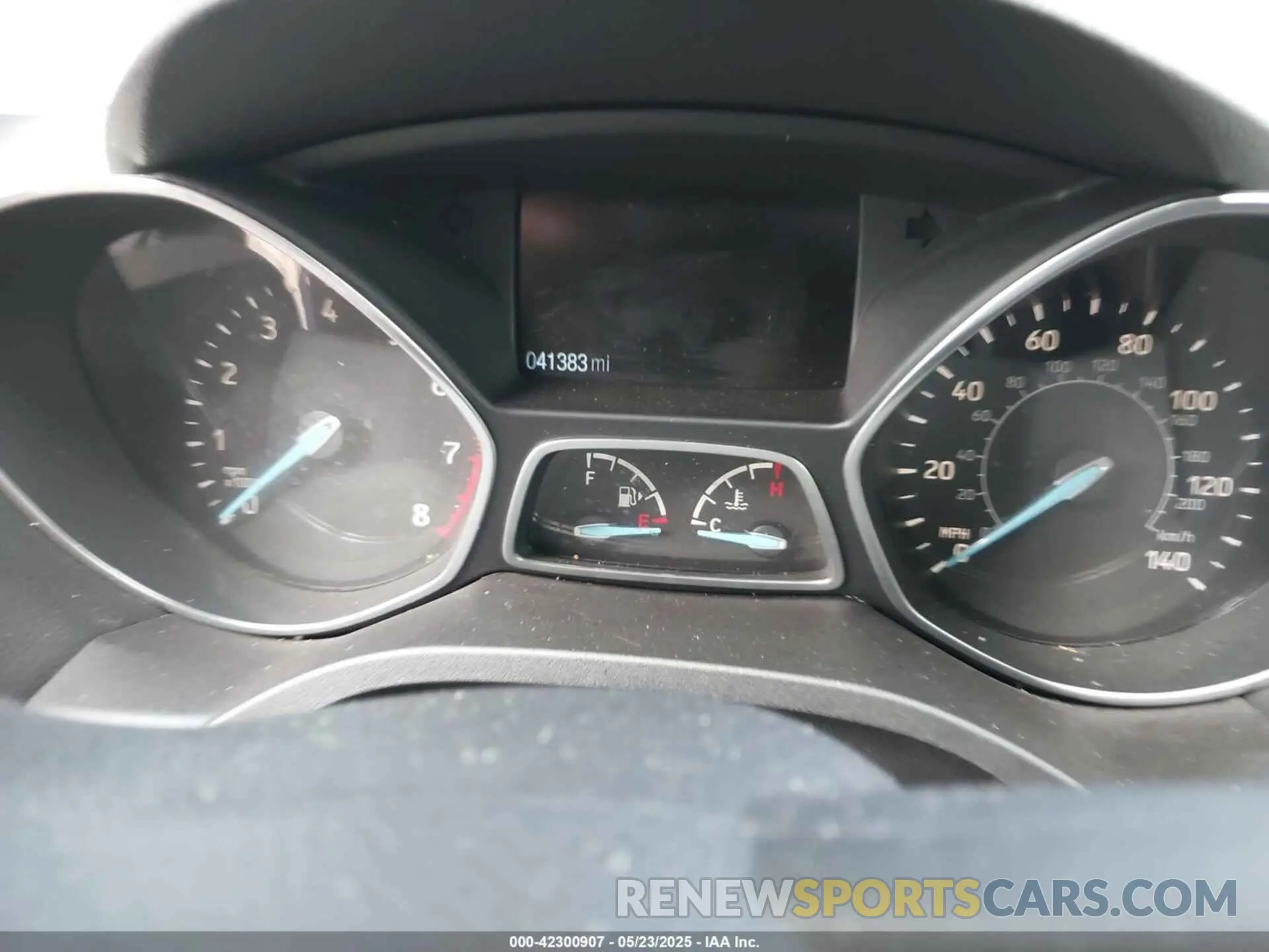7 Photograph of a damaged car 1FMCU9GD6KUA32411 FORD ESCAPE 2019