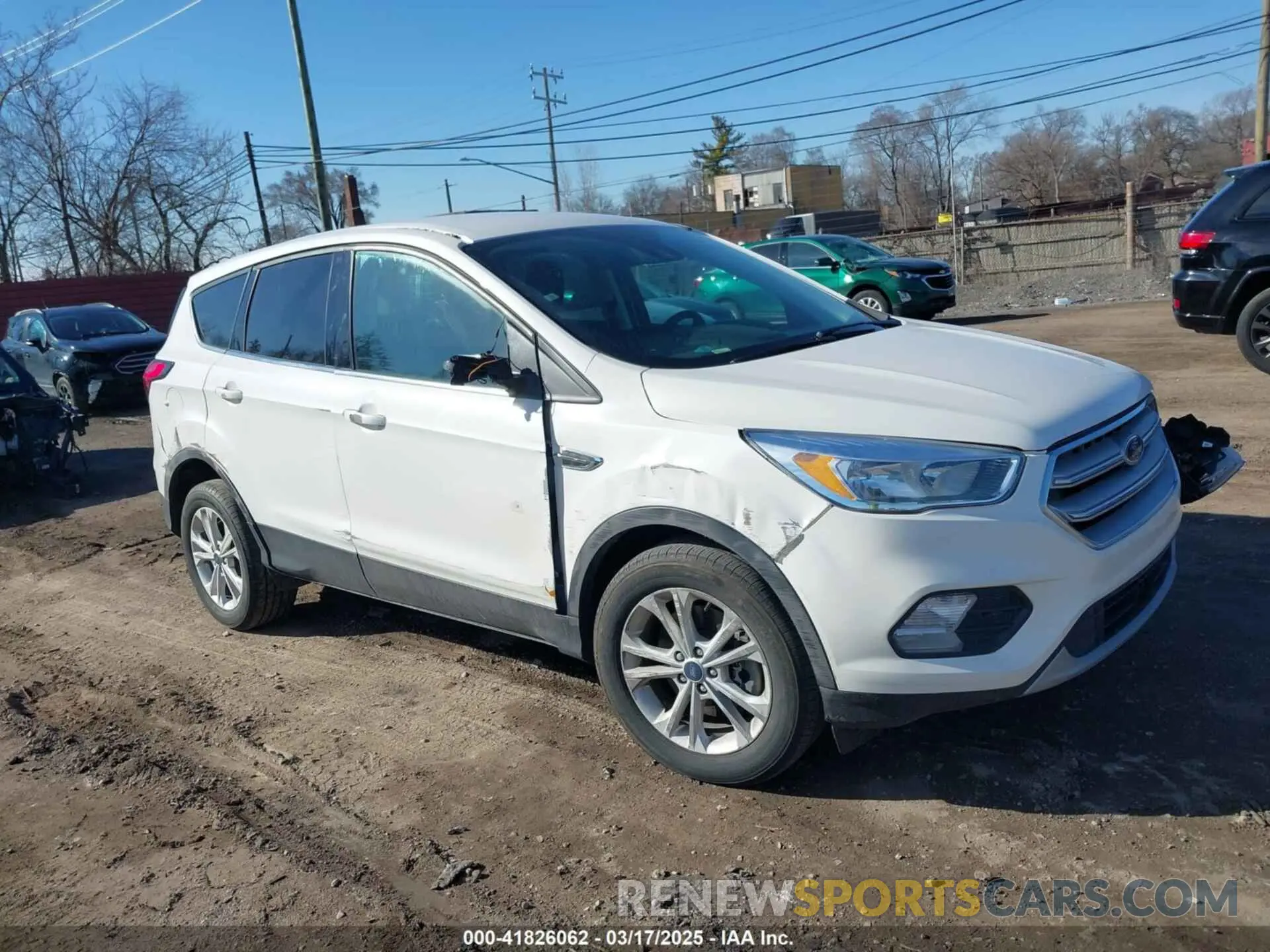 1 Photograph of a damaged car 1FMCU9GD6KUA69877 FORD ESCAPE 2019