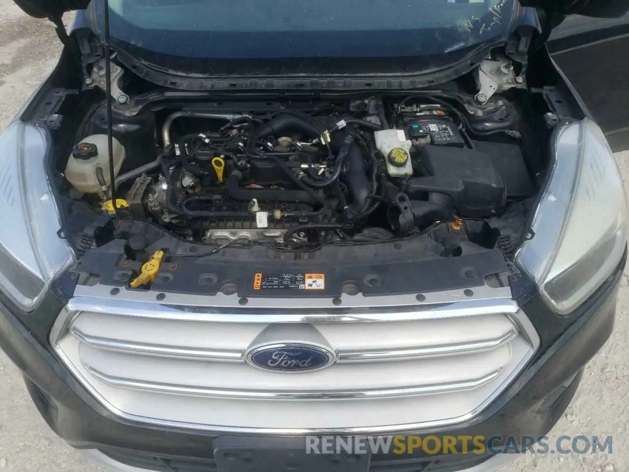 11 Photograph of a damaged car 1FMCU9GD6KUA72472 FORD ESCAPE 2019