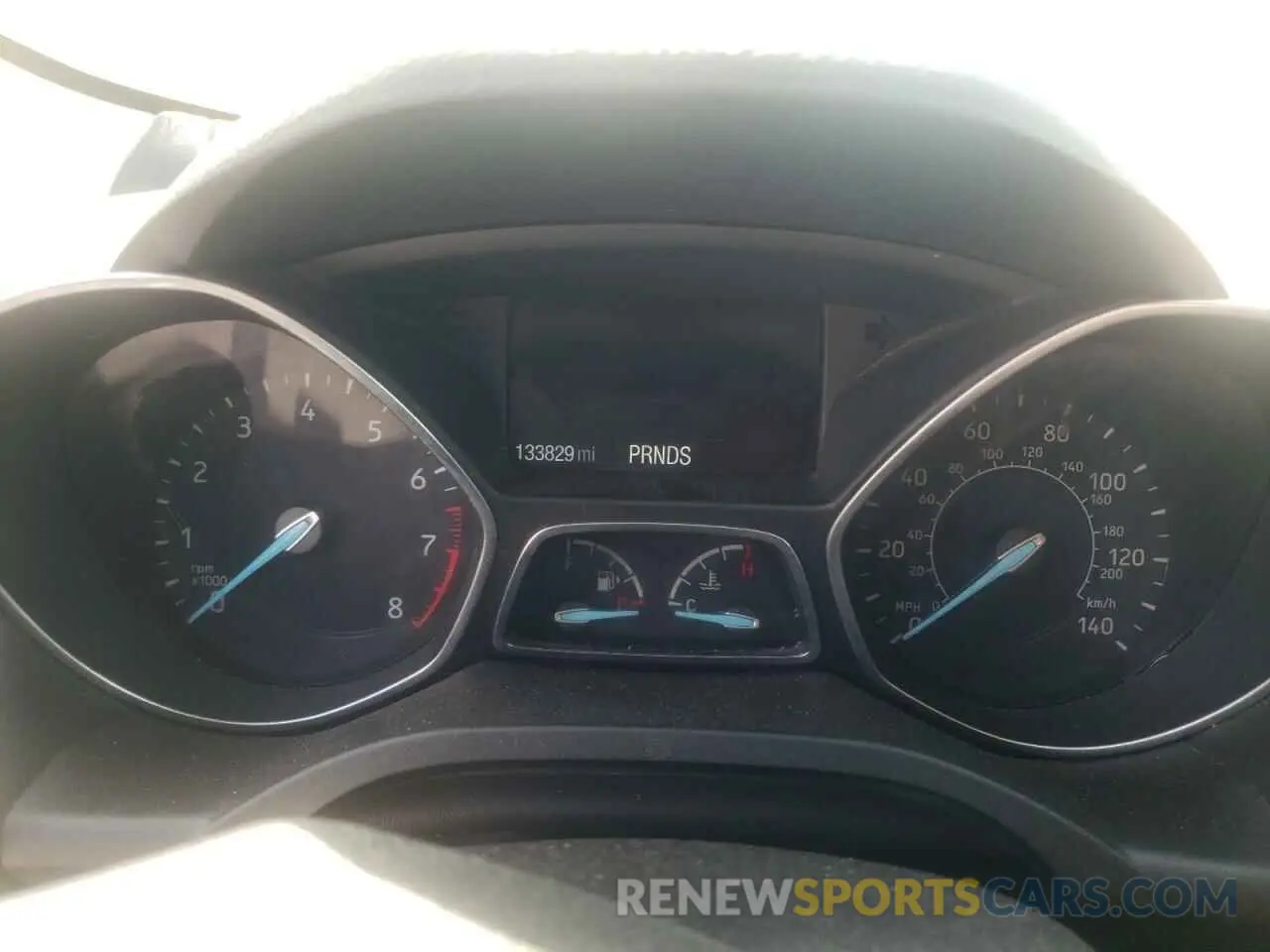 9 Photograph of a damaged car 1FMCU9GD6KUA72472 FORD ESCAPE 2019