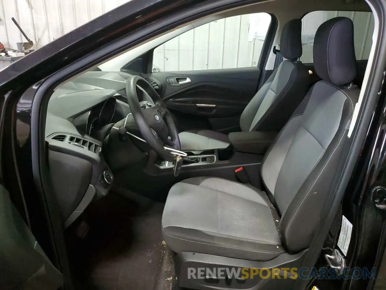 7 Photograph of a damaged car 1FMCU9GD6KUB27891 FORD ESCAPE 2019