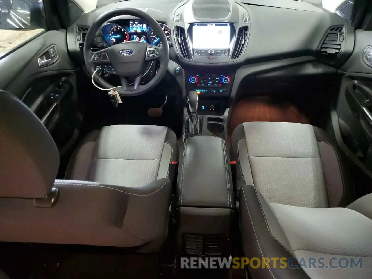 8 Photograph of a damaged car 1FMCU9GD6KUB27891 FORD ESCAPE 2019