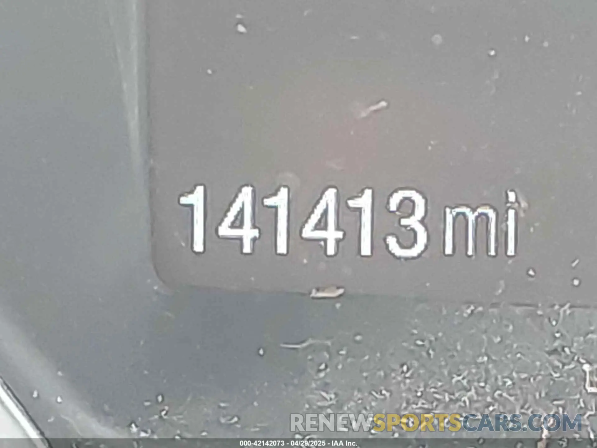 16 Photograph of a damaged car 1FMCU9GD6KUB53780 FORD ESCAPE 2019