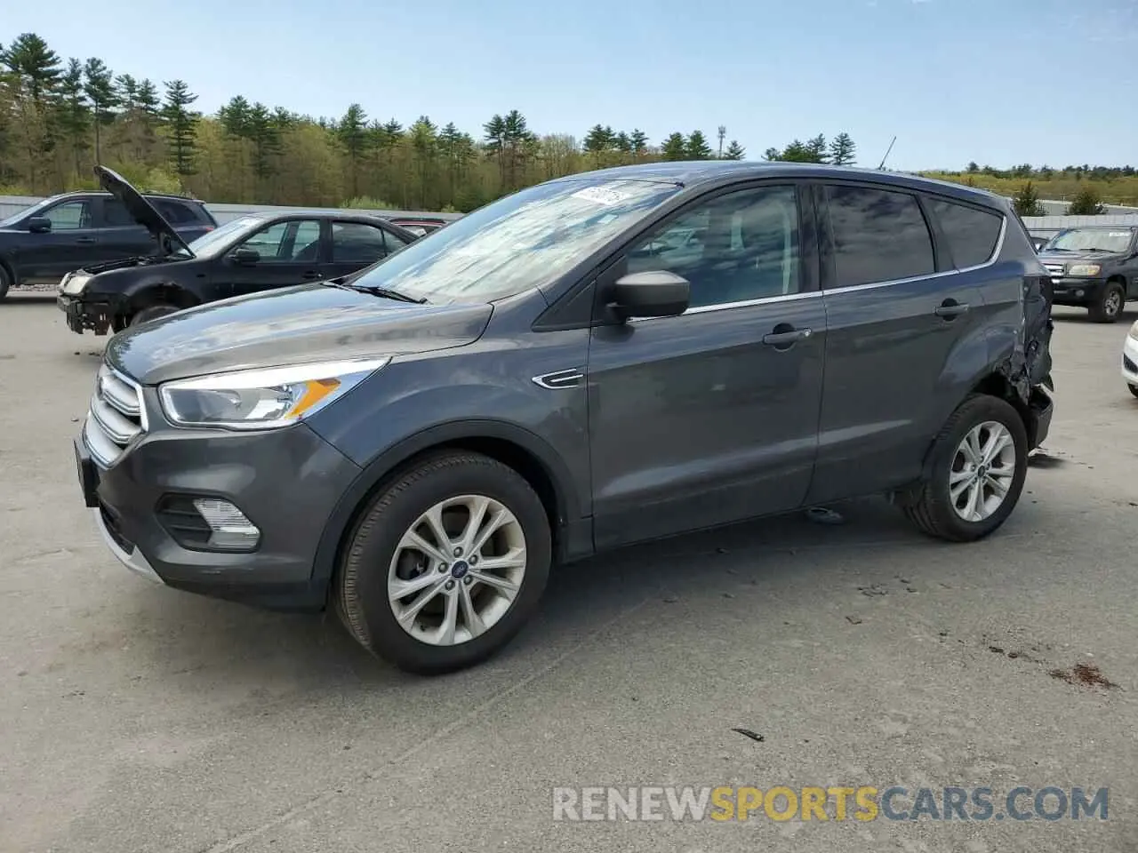 1 Photograph of a damaged car 1FMCU9GD6KUB90957 FORD ESCAPE 2019