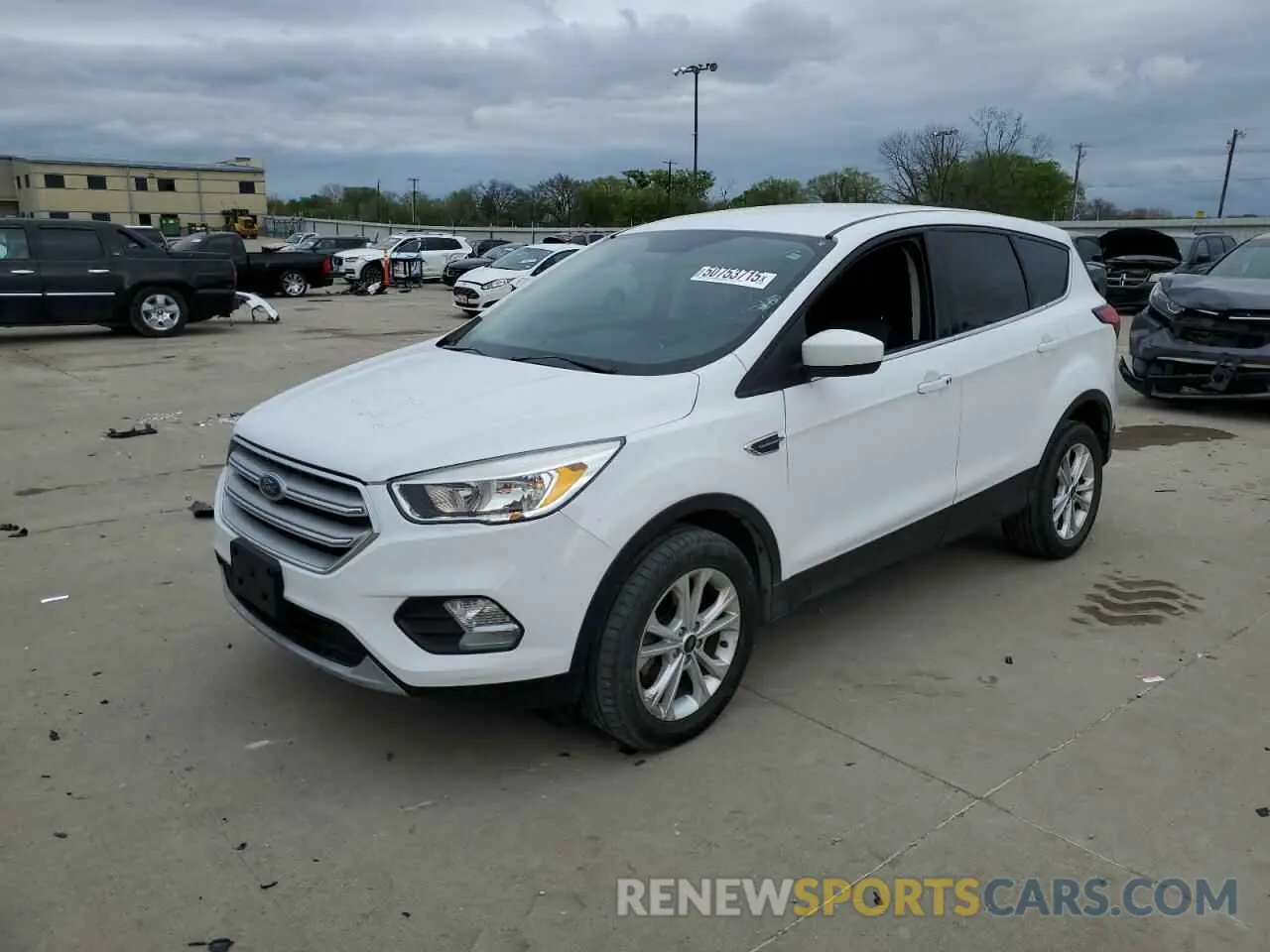 1 Photograph of a damaged car 1FMCU9GD7KUA22258 FORD ESCAPE 2019