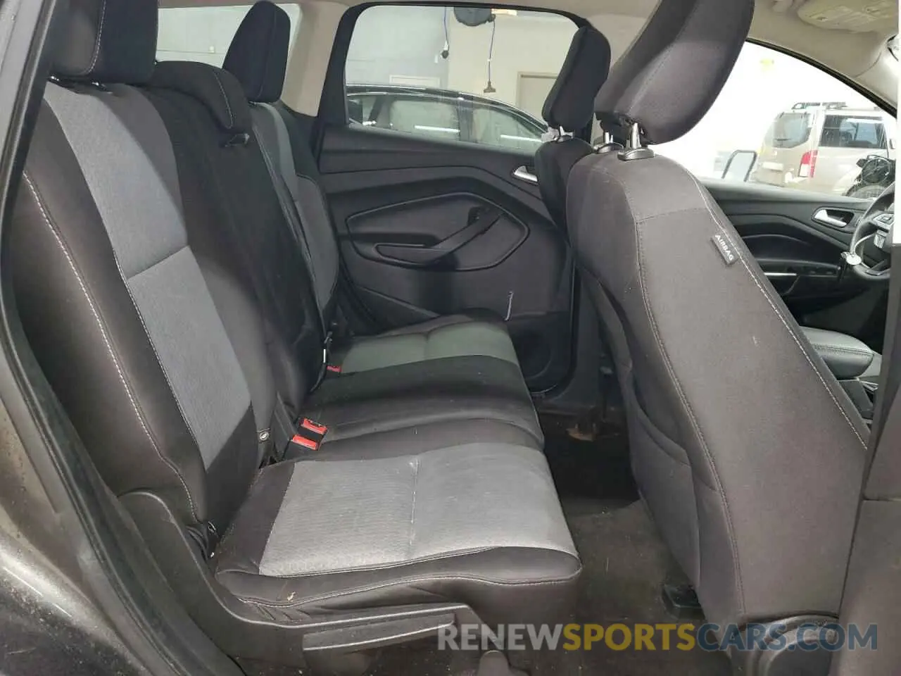 11 Photograph of a damaged car 1FMCU9GD7KUA52392 FORD ESCAPE 2019