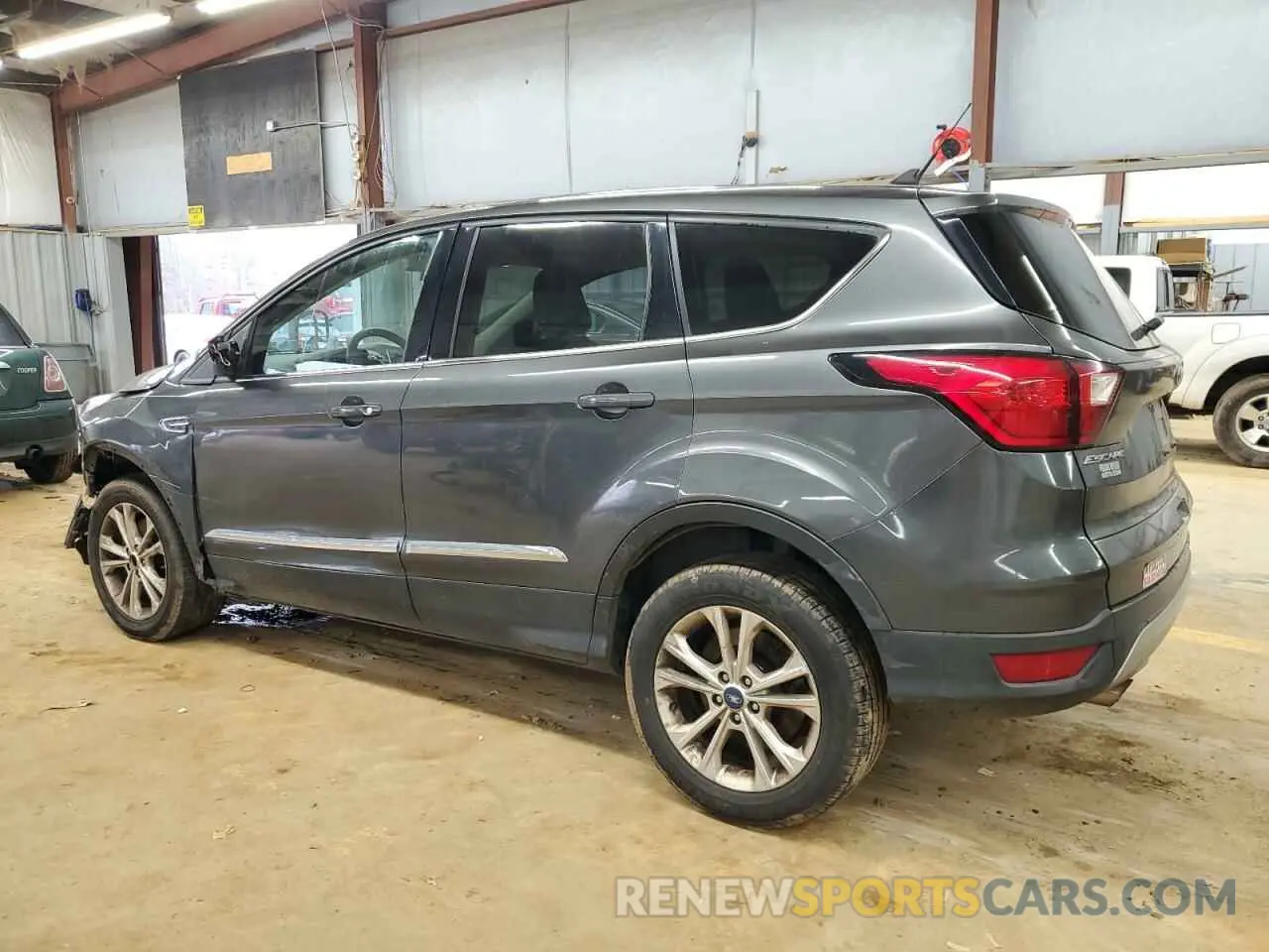 2 Photograph of a damaged car 1FMCU9GD7KUA52392 FORD ESCAPE 2019
