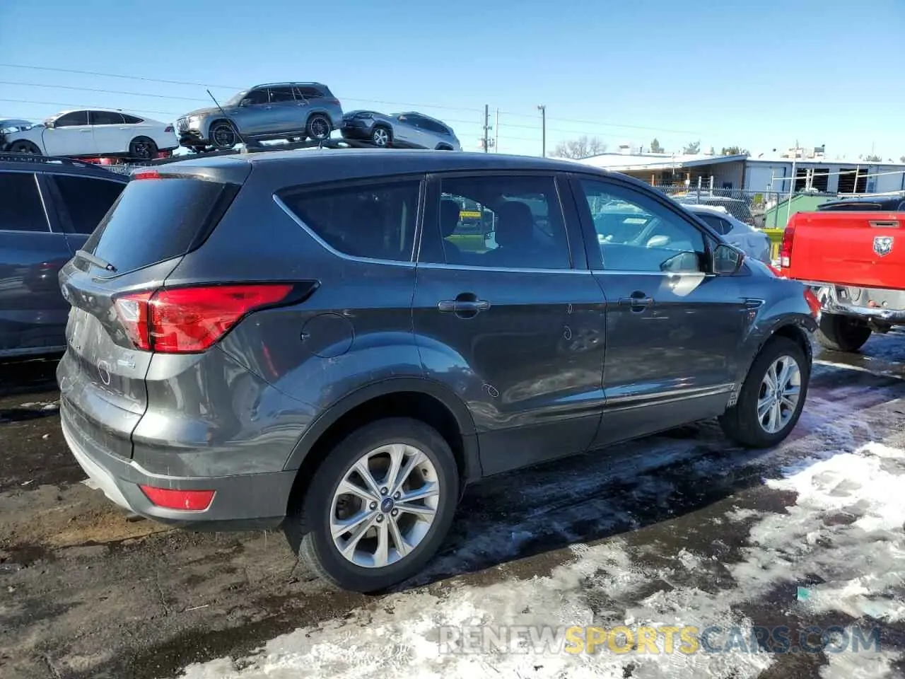 3 Photograph of a damaged car 1FMCU9GD7KUA70388 FORD ESCAPE 2019