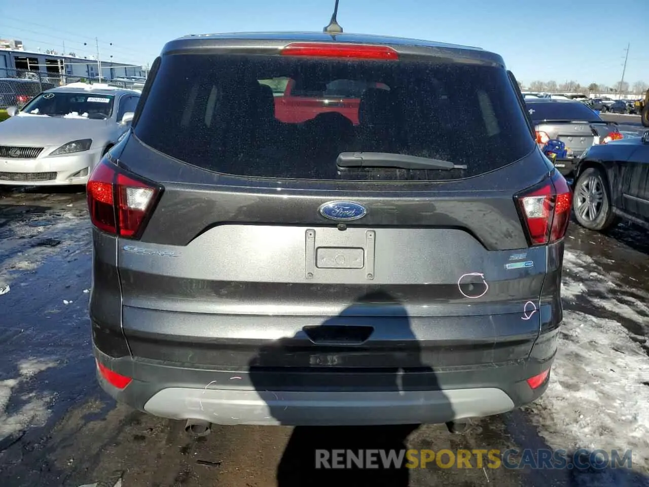 6 Photograph of a damaged car 1FMCU9GD7KUA70388 FORD ESCAPE 2019
