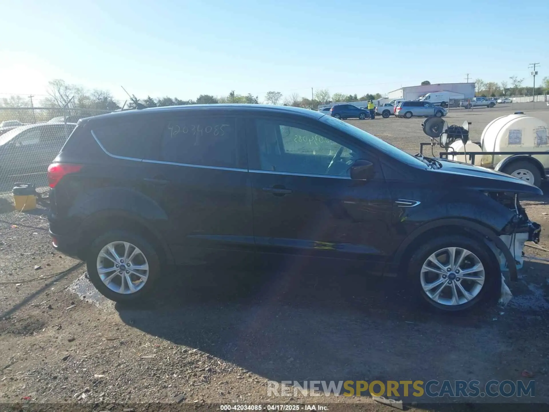 13 Photograph of a damaged car 1FMCU9GD7KUA91516 FORD ESCAPE 2019
