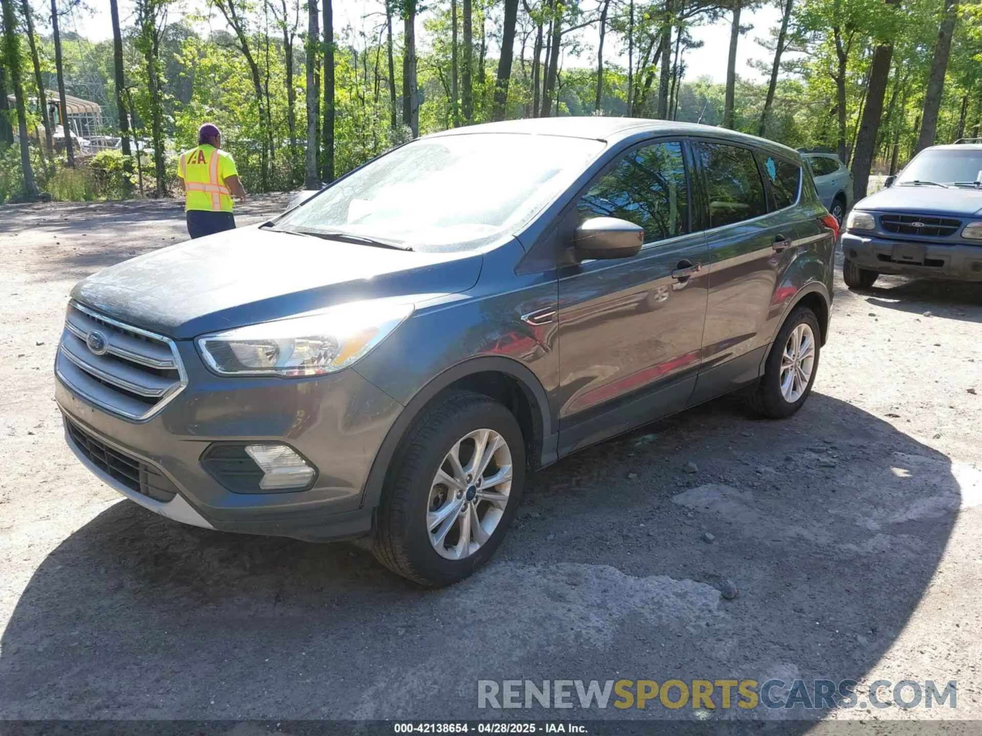 2 Photograph of a damaged car 1FMCU9GD7KUB23316 FORD ESCAPE 2019