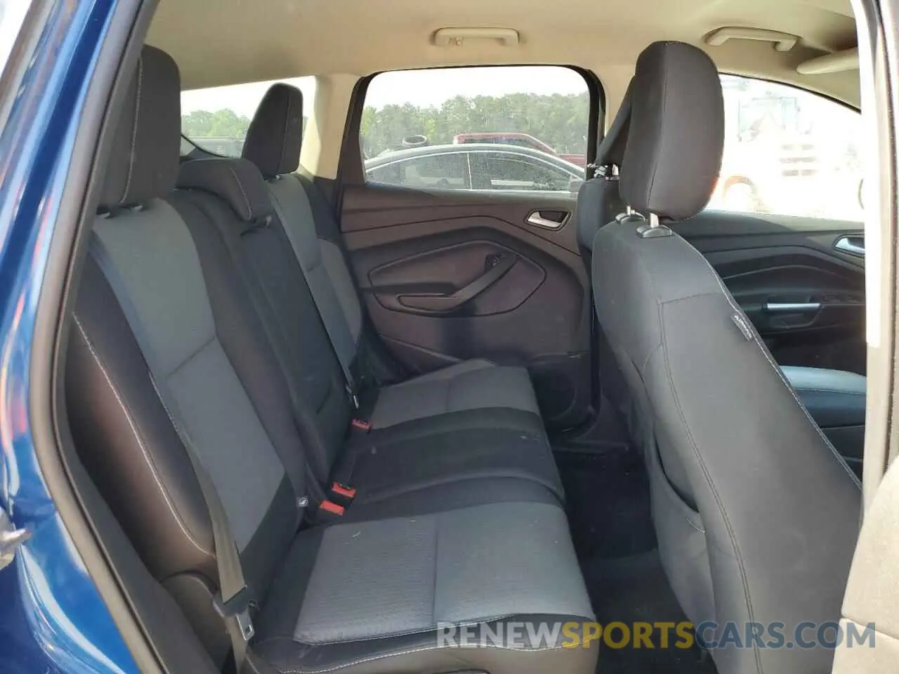 11 Photograph of a damaged car 1FMCU9GD7KUB24188 FORD ESCAPE 2019