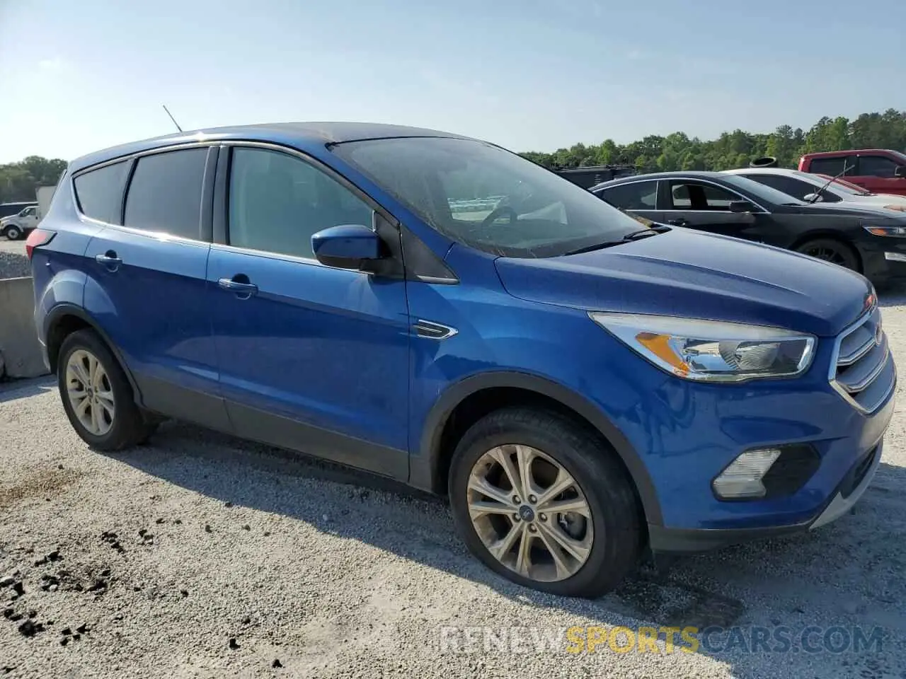 4 Photograph of a damaged car 1FMCU9GD7KUB24188 FORD ESCAPE 2019