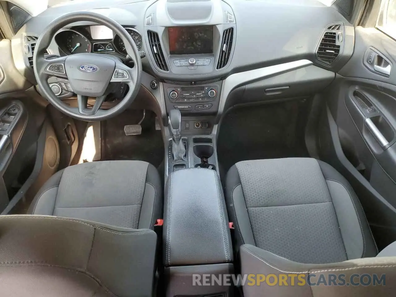 8 Photograph of a damaged car 1FMCU9GD7KUB24188 FORD ESCAPE 2019
