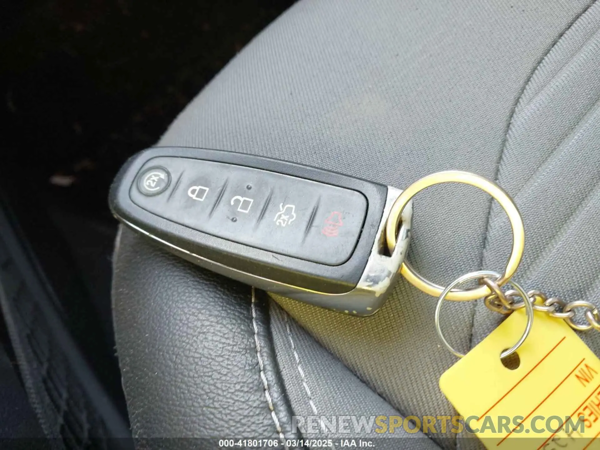 11 Photograph of a damaged car 1FMCU9GD7KUB44070 FORD ESCAPE 2019