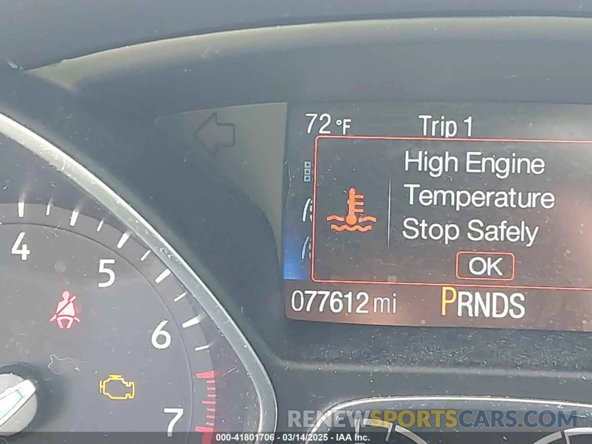 15 Photograph of a damaged car 1FMCU9GD7KUB44070 FORD ESCAPE 2019