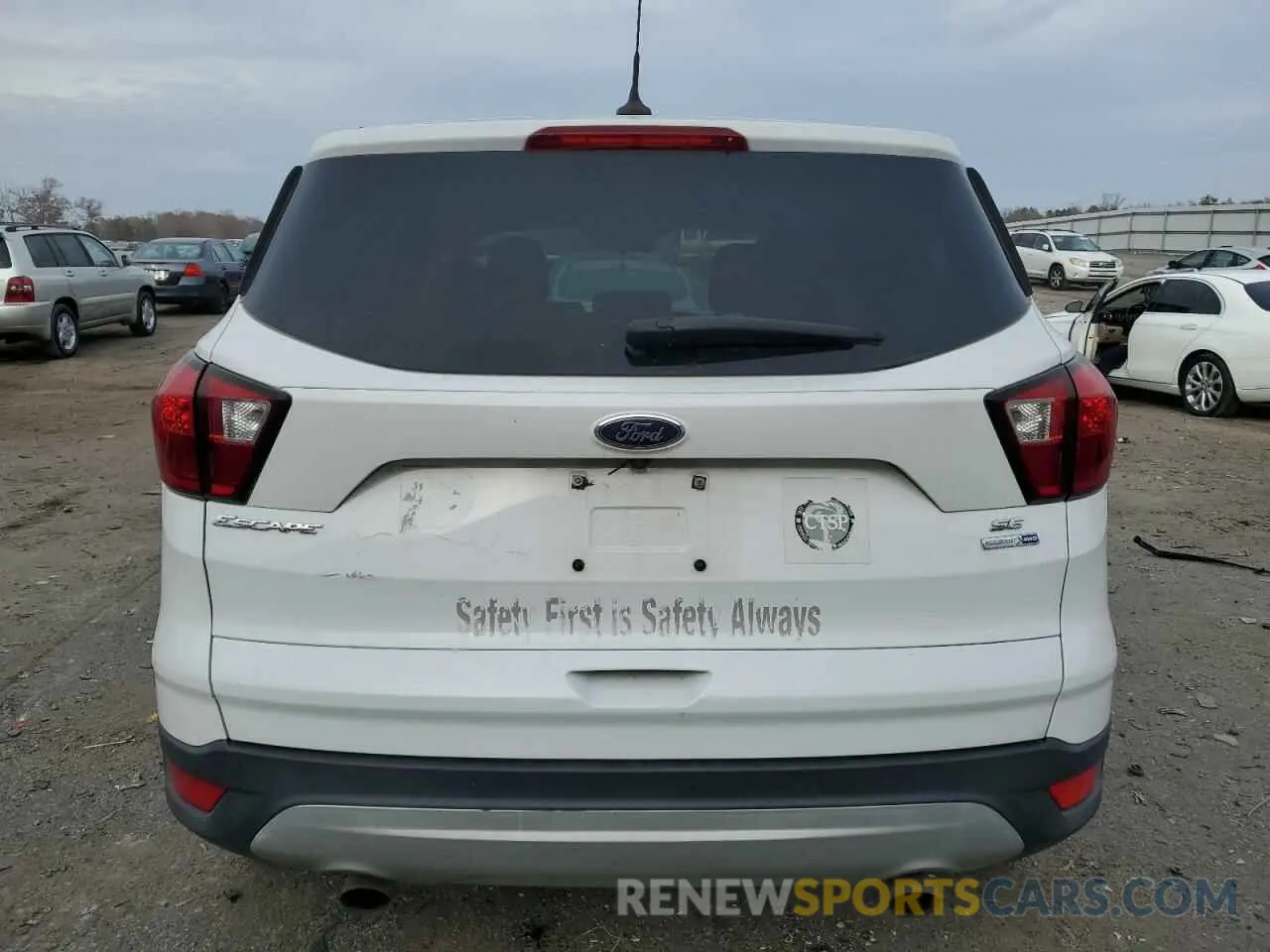 6 Photograph of a damaged car 1FMCU9GD7KUB48796 FORD ESCAPE 2019