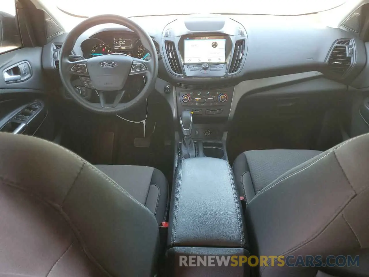8 Photograph of a damaged car 1FMCU9GD7KUB65176 FORD ESCAPE 2019