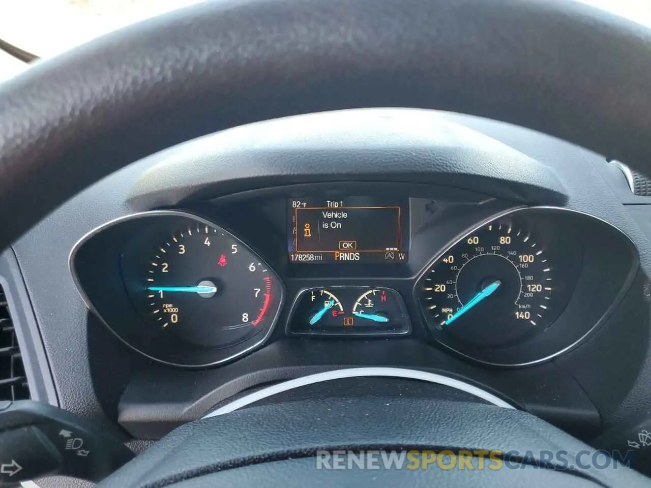 9 Photograph of a damaged car 1FMCU9GD7KUB65176 FORD ESCAPE 2019