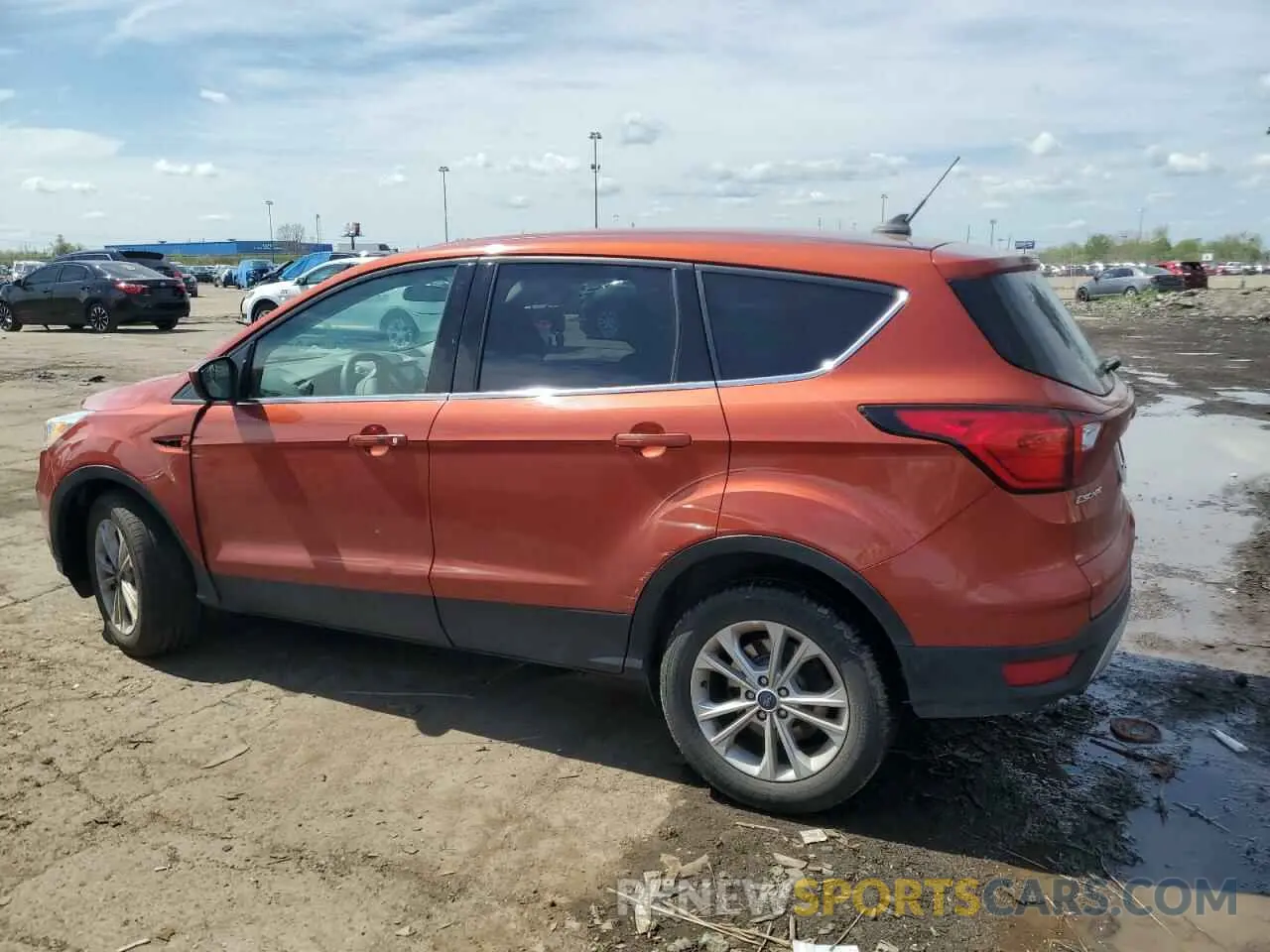 2 Photograph of a damaged car 1FMCU9GD7KUC00377 FORD ESCAPE 2019