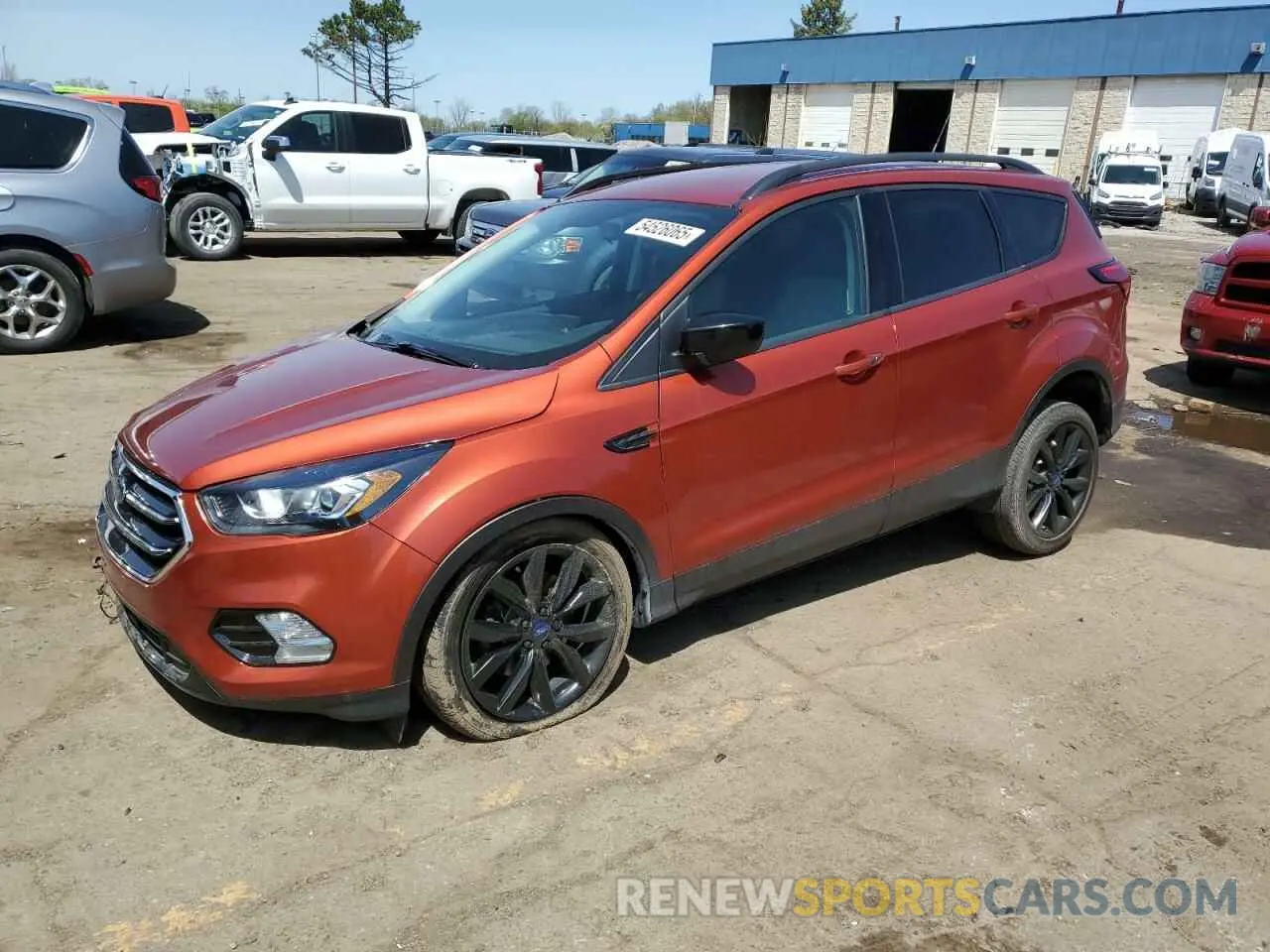1 Photograph of a damaged car 1FMCU9GD7KUC00976 FORD ESCAPE 2019
