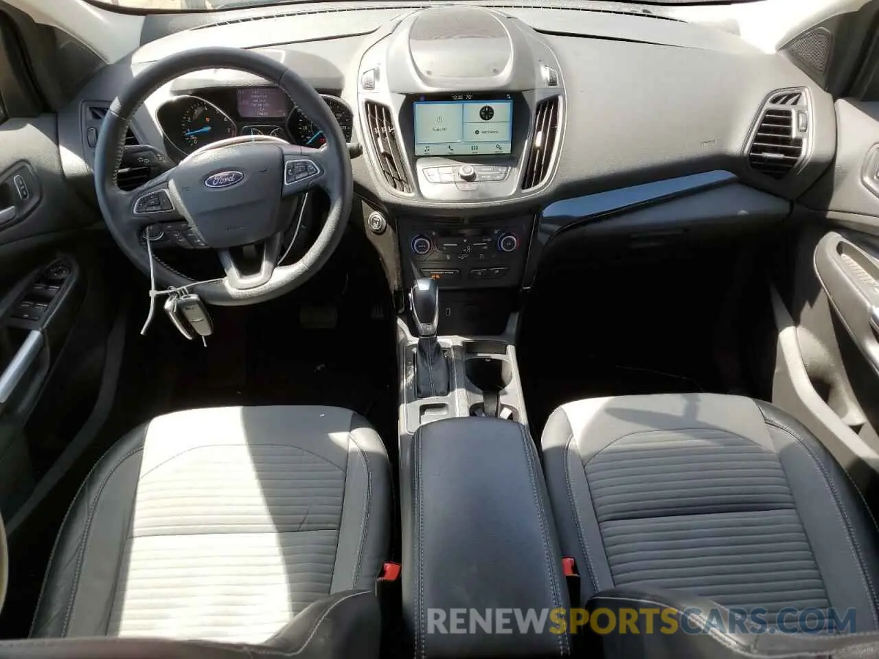 8 Photograph of a damaged car 1FMCU9GD7KUC00976 FORD ESCAPE 2019