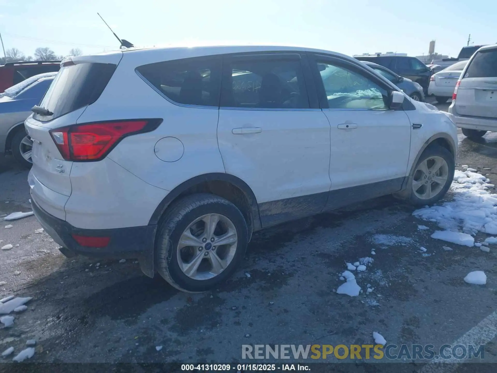 4 Photograph of a damaged car 1FMCU9GD7KUC06759 FORD ESCAPE 2019
