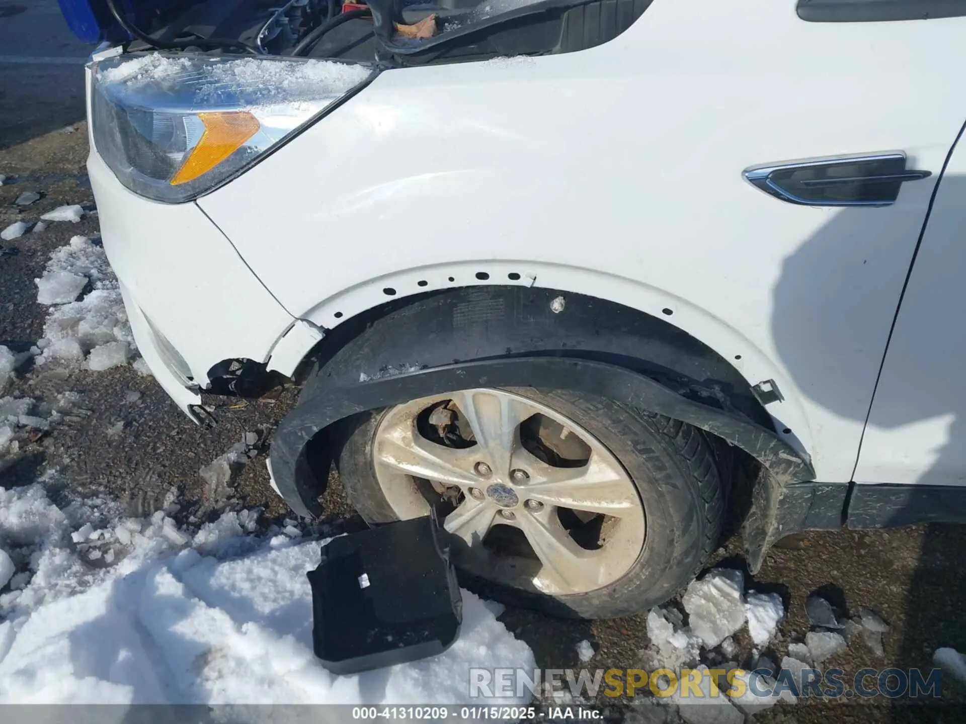 6 Photograph of a damaged car 1FMCU9GD7KUC06759 FORD ESCAPE 2019
