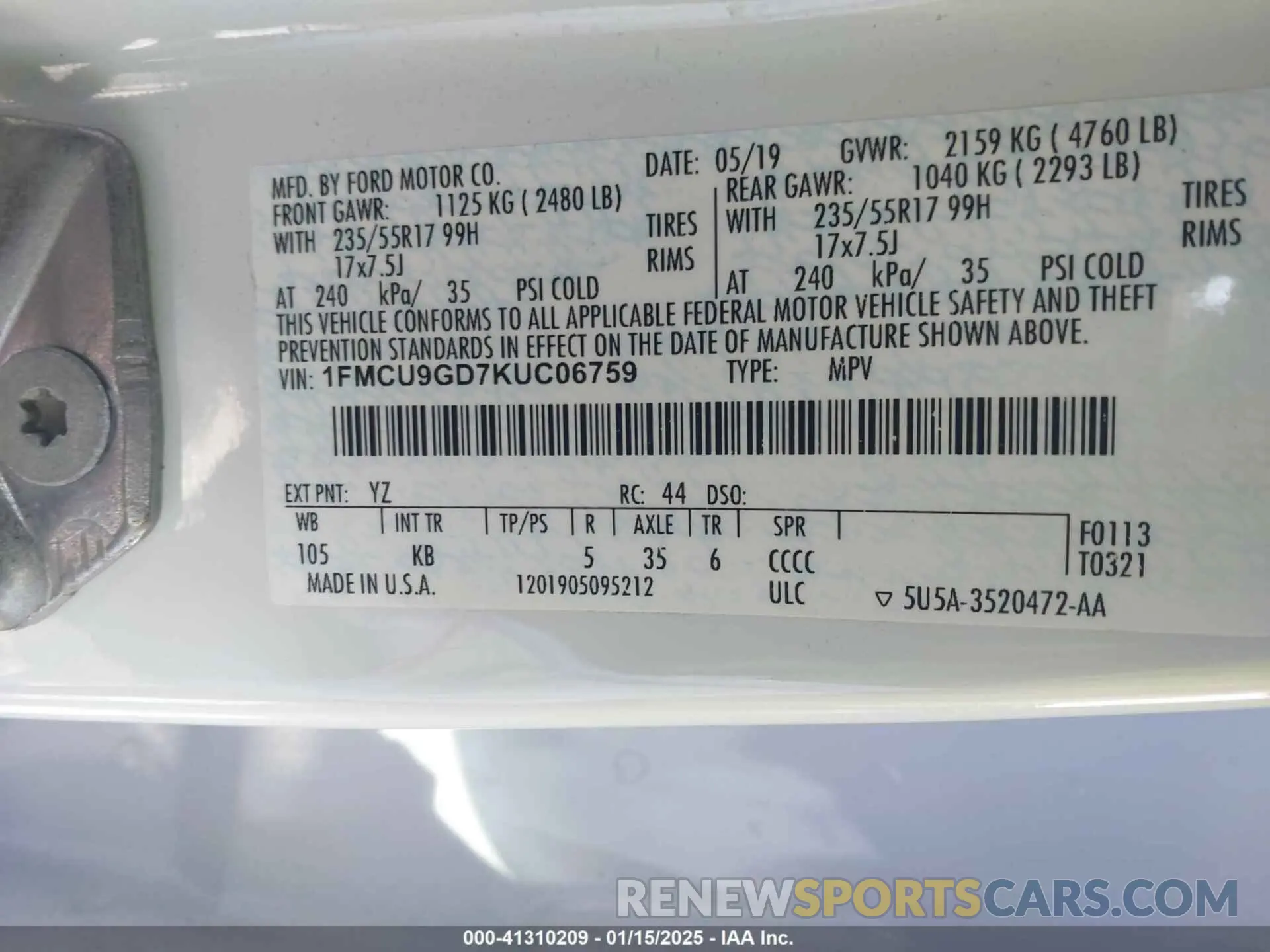 9 Photograph of a damaged car 1FMCU9GD7KUC06759 FORD ESCAPE 2019