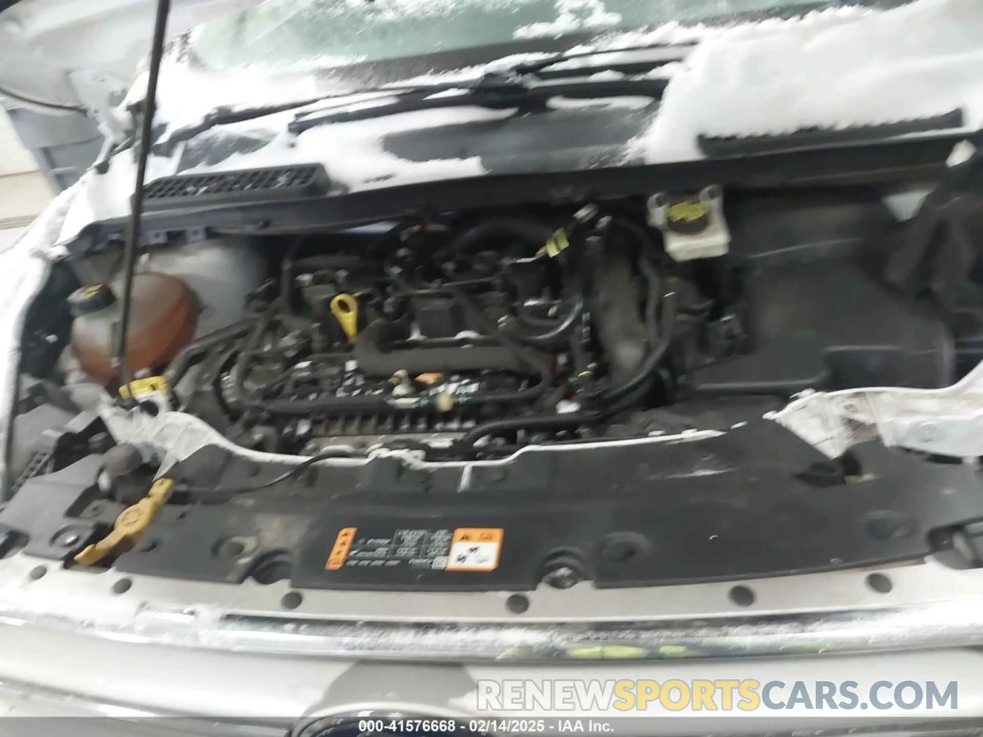 10 Photograph of a damaged car 1FMCU9GD7KUC34075 FORD ESCAPE 2019