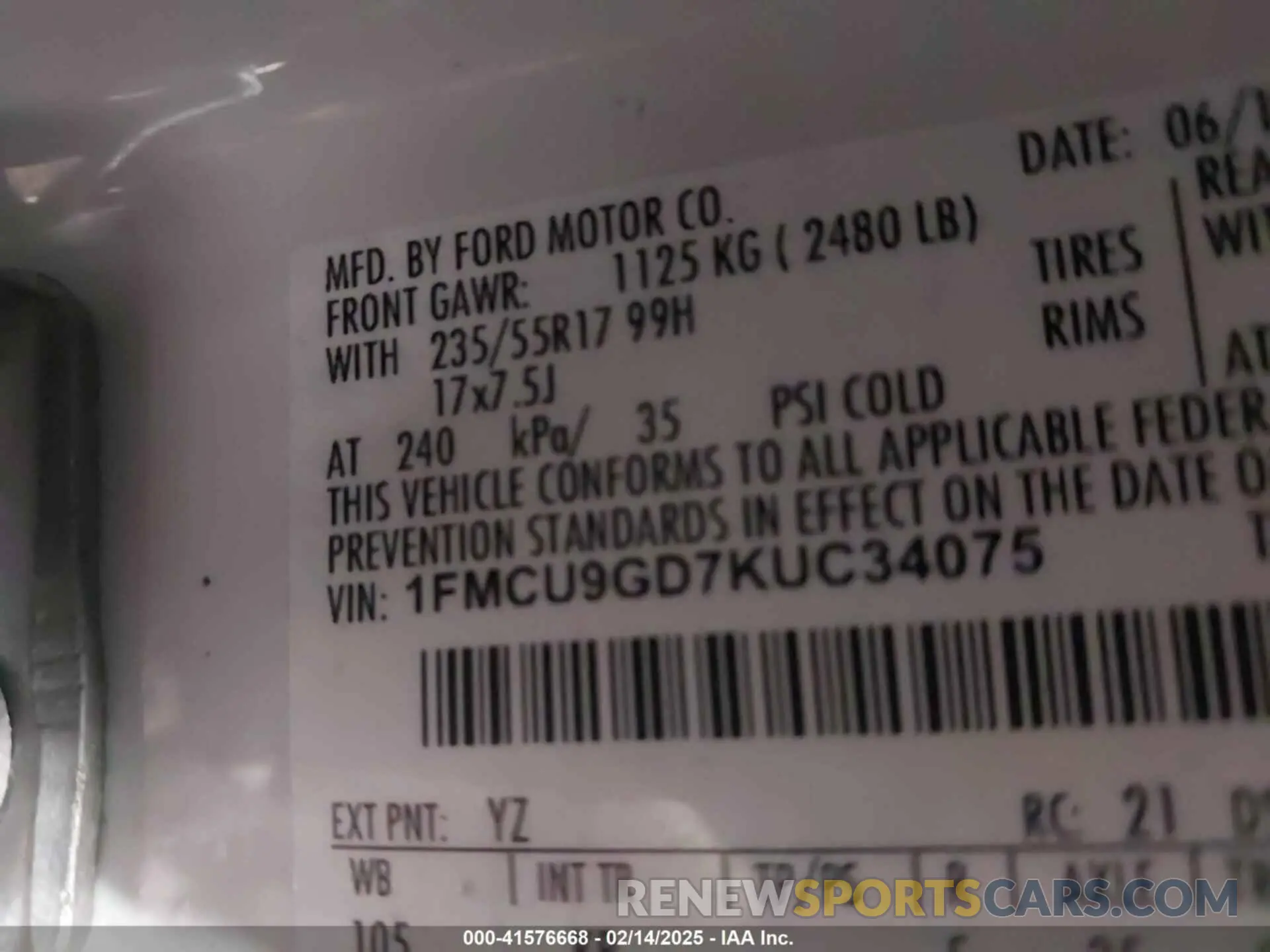 9 Photograph of a damaged car 1FMCU9GD7KUC34075 FORD ESCAPE 2019