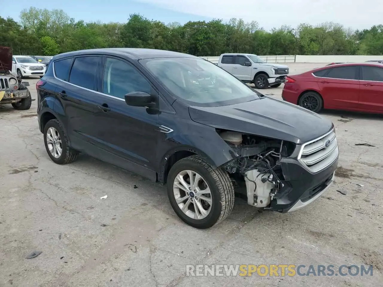 4 Photograph of a damaged car 1FMCU9GD7KUC38014 FORD ESCAPE 2019