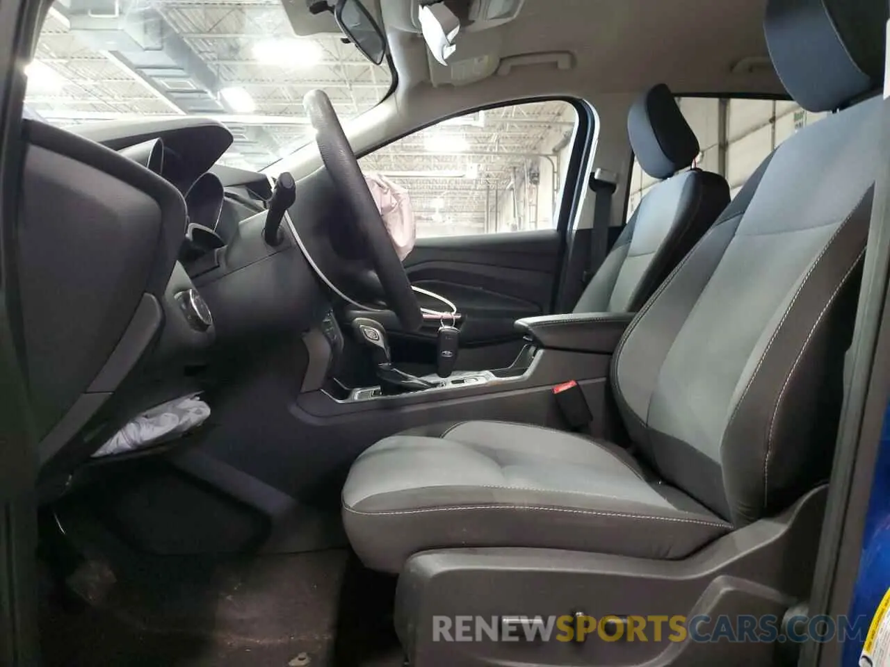 7 Photograph of a damaged car 1FMCU9GD8KUA27095 FORD ESCAPE 2019