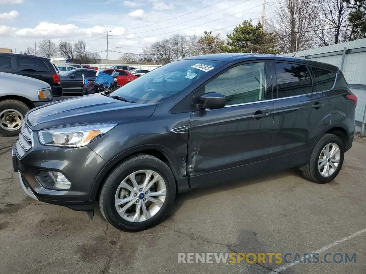 1 Photograph of a damaged car 1FMCU9GD8KUA30952 FORD ESCAPE 2019