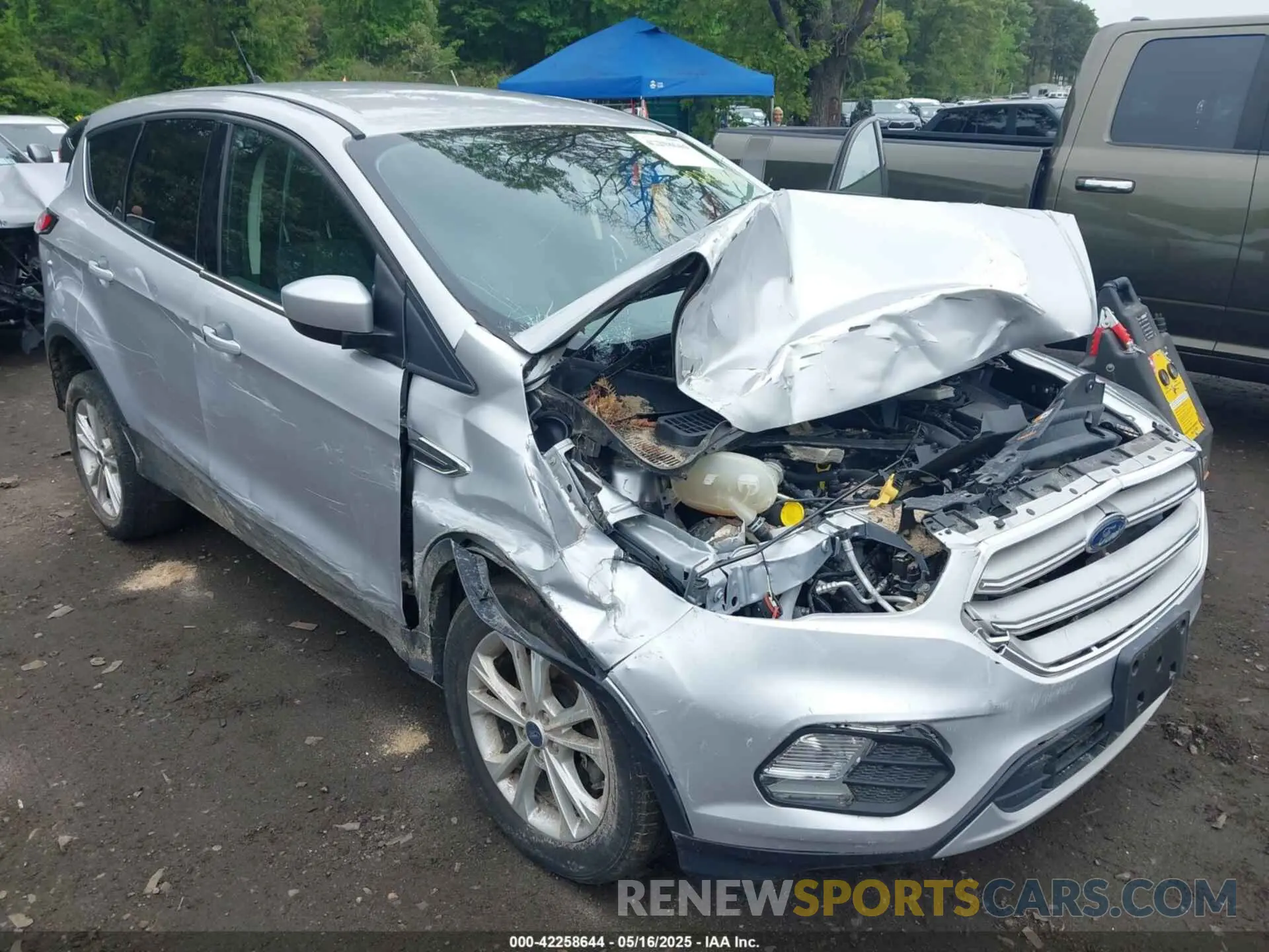 6 Photograph of a damaged car 1FMCU9GD8KUA73154 FORD ESCAPE 2019