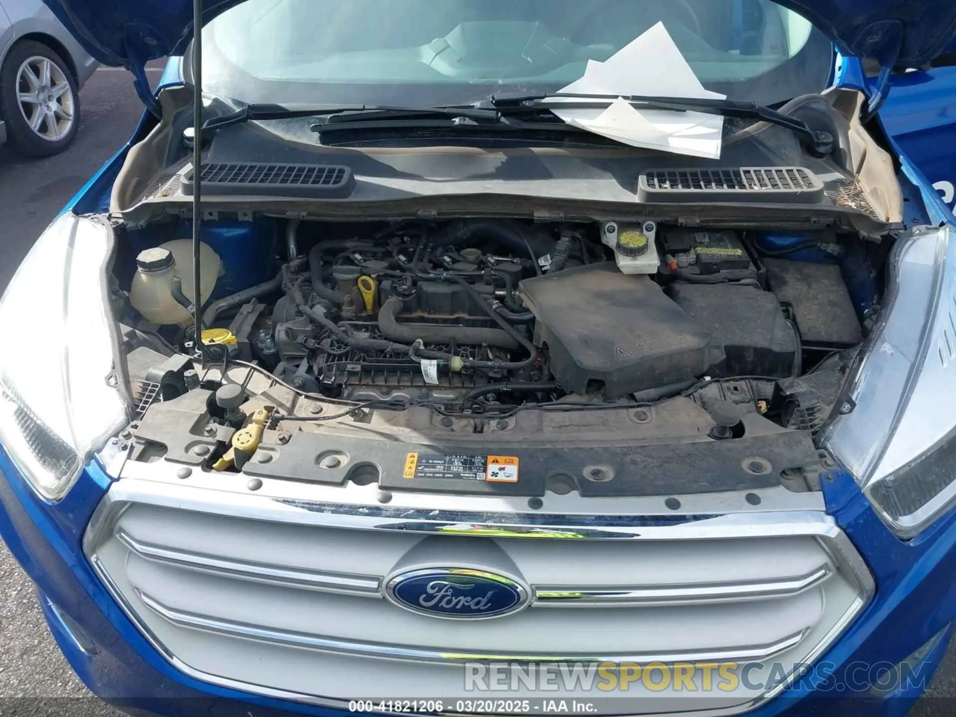 10 Photograph of a damaged car 1FMCU9GD8KUB15659 FORD ESCAPE 2019