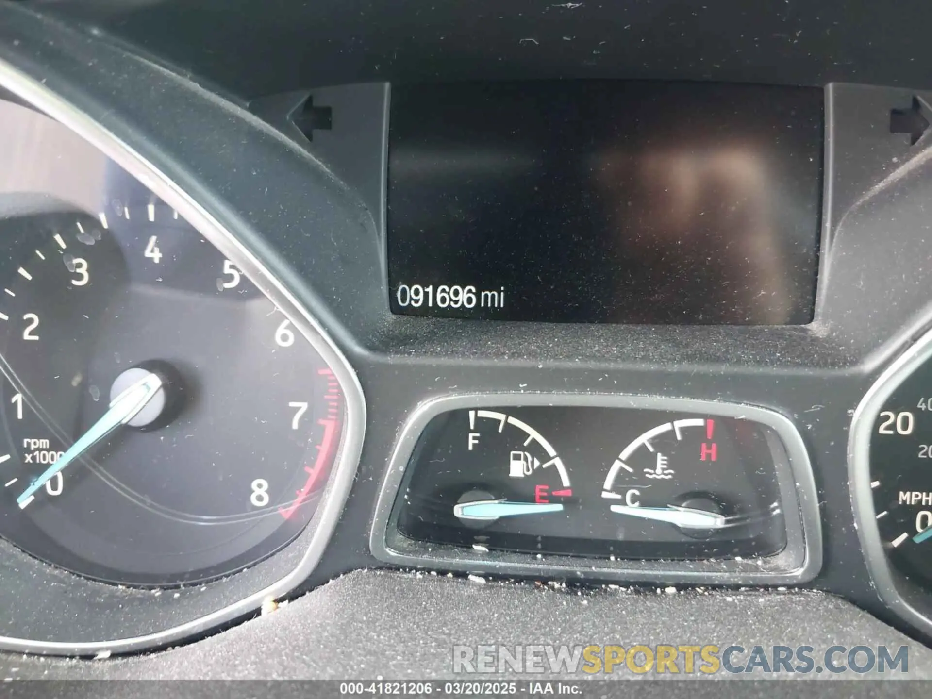 15 Photograph of a damaged car 1FMCU9GD8KUB15659 FORD ESCAPE 2019