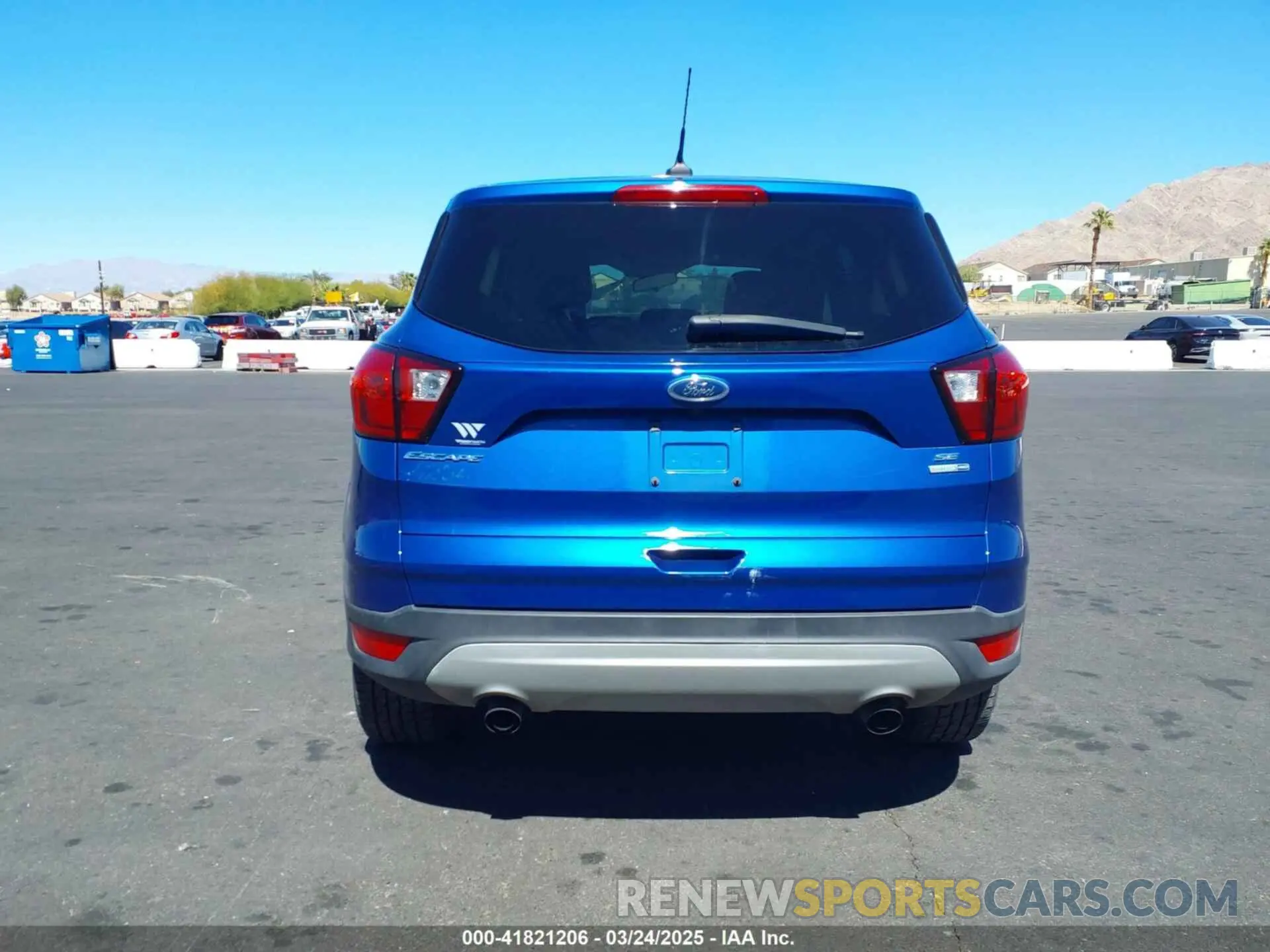 16 Photograph of a damaged car 1FMCU9GD8KUB15659 FORD ESCAPE 2019