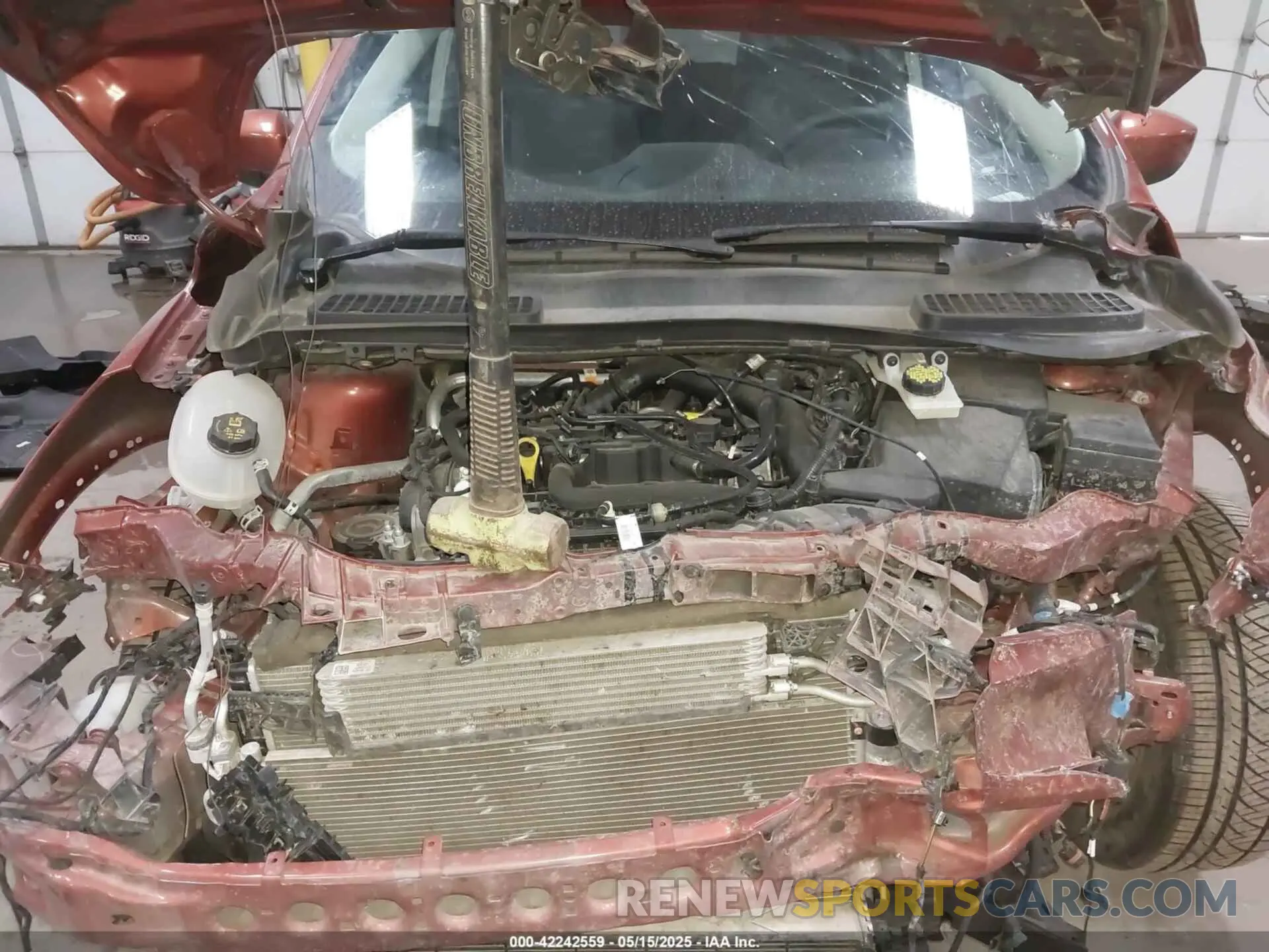 10 Photograph of a damaged car 1FMCU9GD8KUB27830 FORD ESCAPE 2019