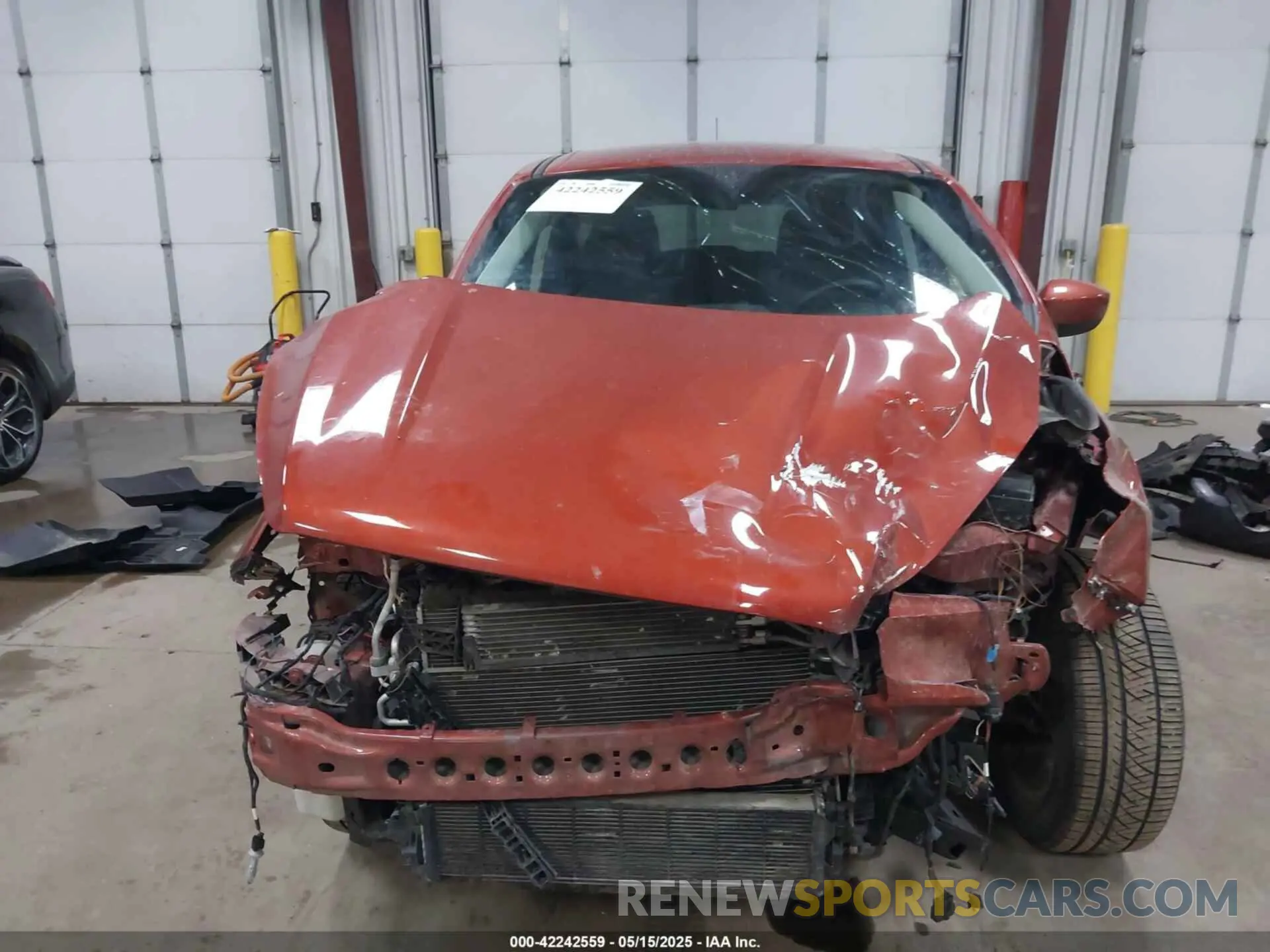 13 Photograph of a damaged car 1FMCU9GD8KUB27830 FORD ESCAPE 2019