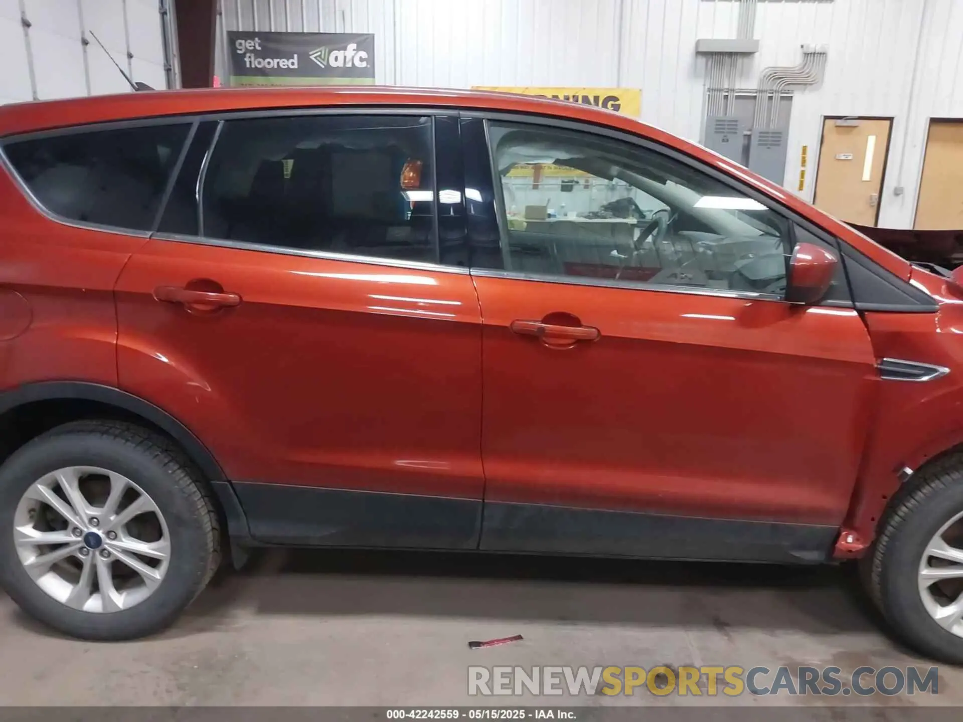 14 Photograph of a damaged car 1FMCU9GD8KUB27830 FORD ESCAPE 2019