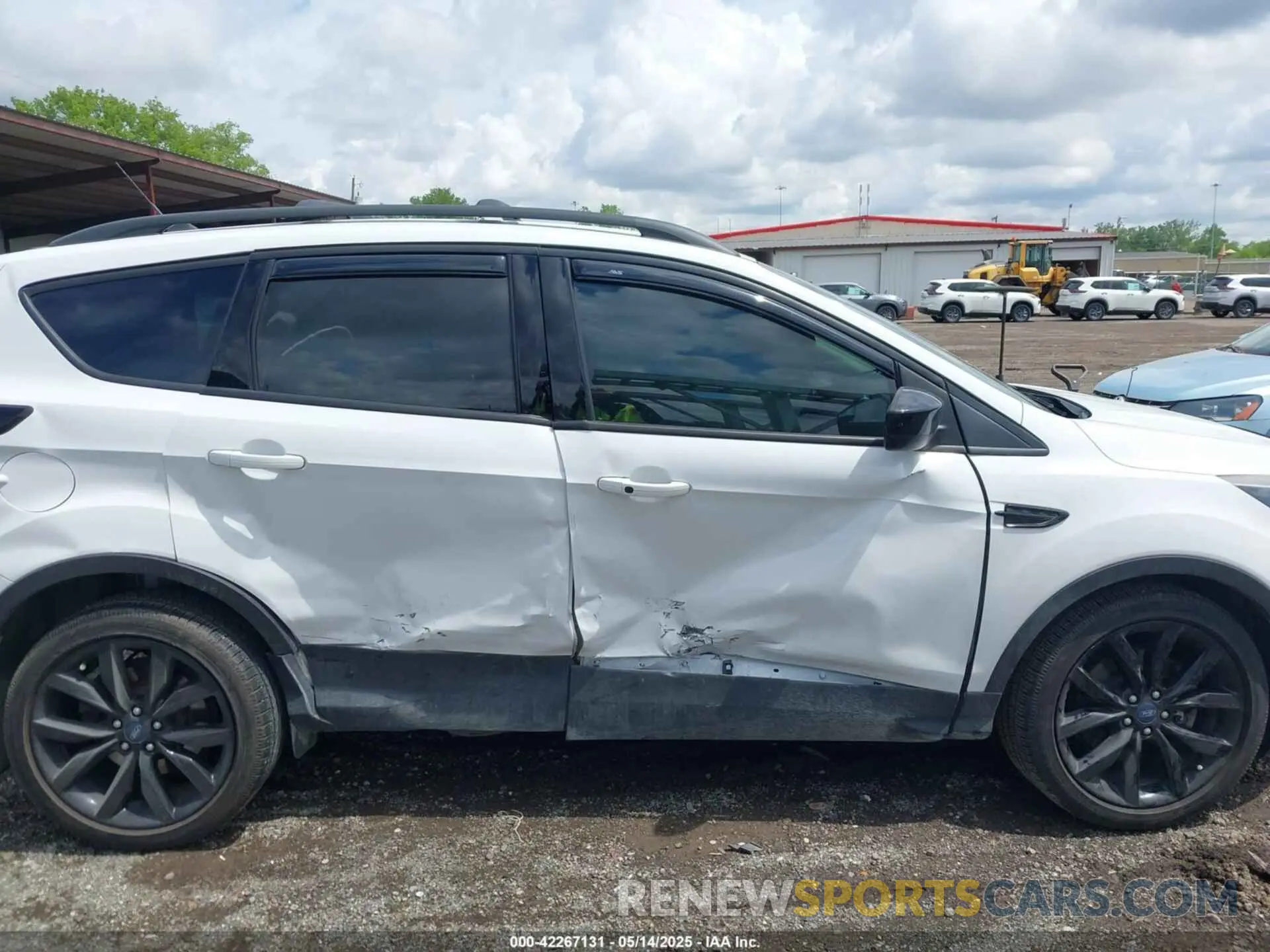 13 Photograph of a damaged car 1FMCU9GD8KUB42375 FORD ESCAPE 2019