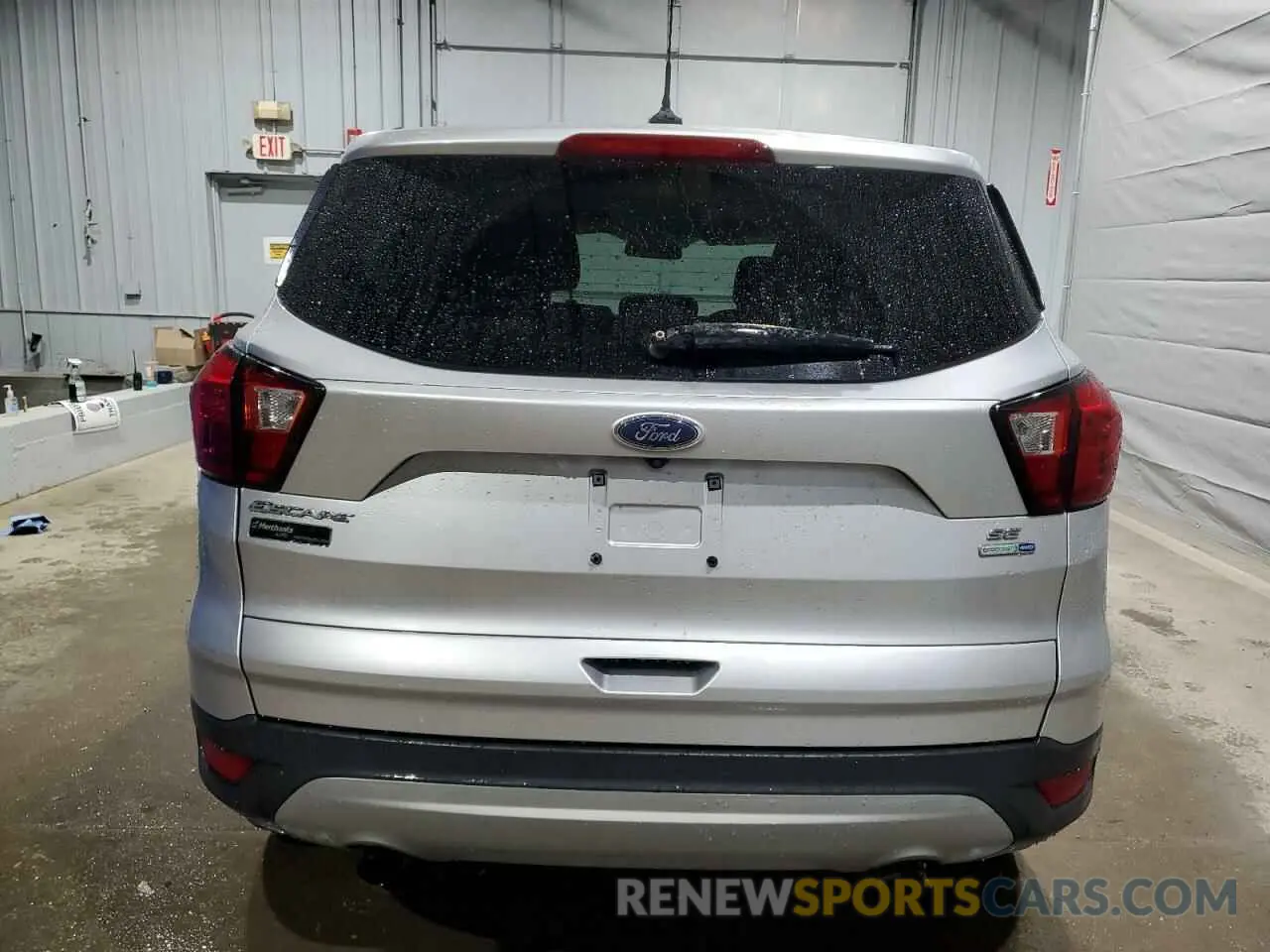 6 Photograph of a damaged car 1FMCU9GD8KUB44577 FORD ESCAPE 2019