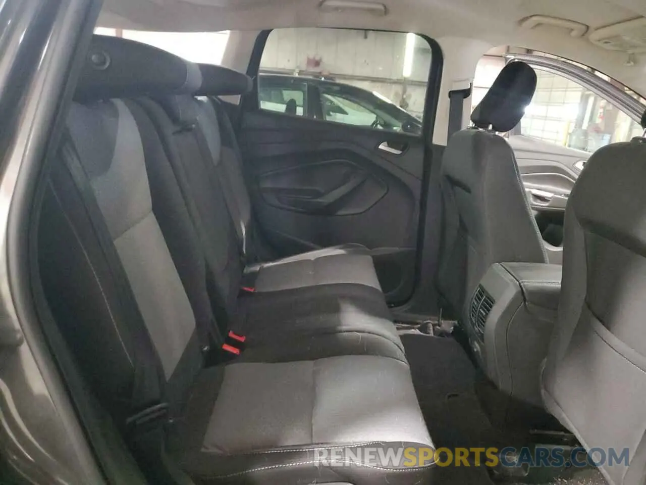 11 Photograph of a damaged car 1FMCU9GD8KUB96923 FORD ESCAPE 2019