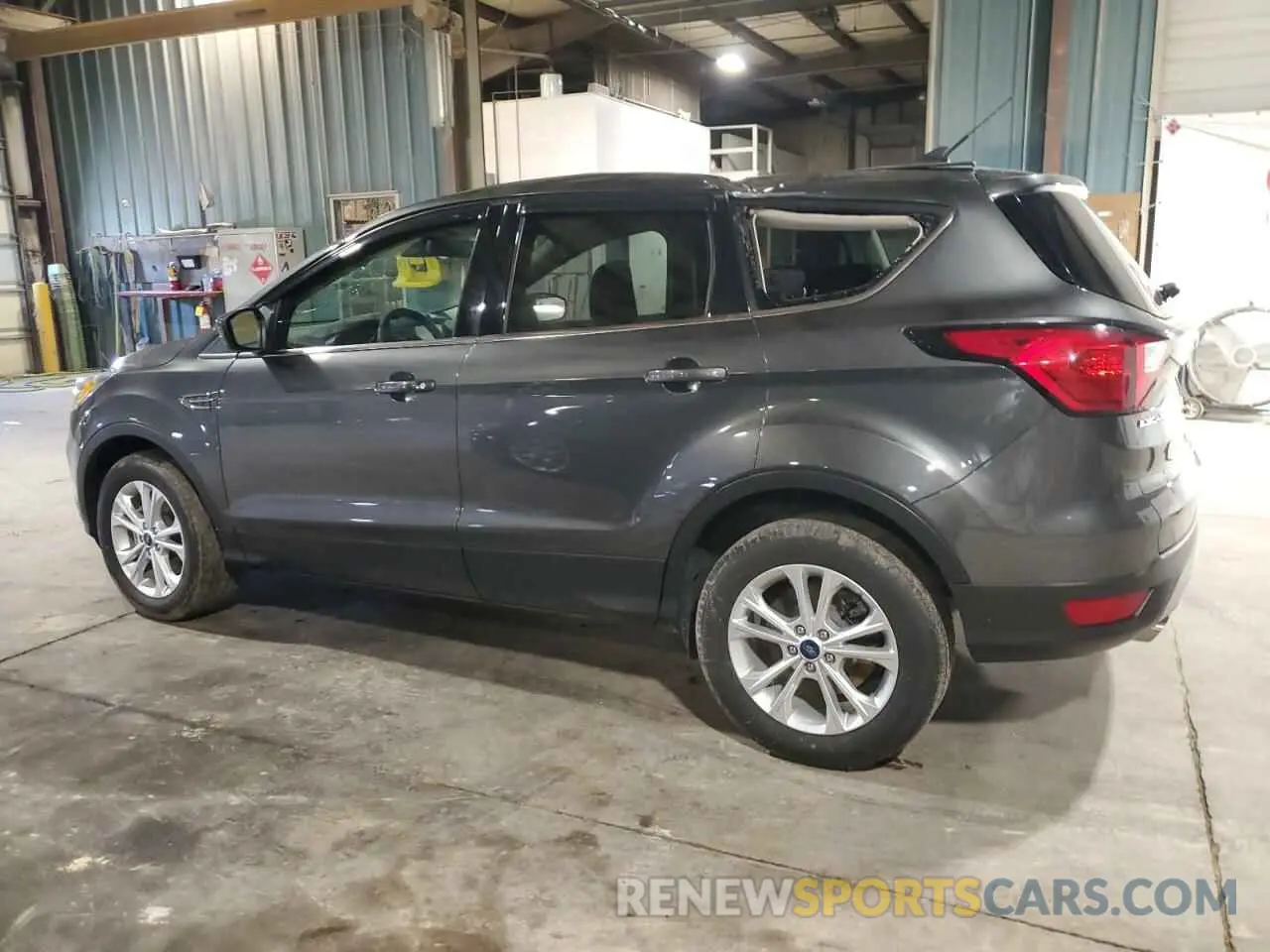 2 Photograph of a damaged car 1FMCU9GD8KUB96923 FORD ESCAPE 2019