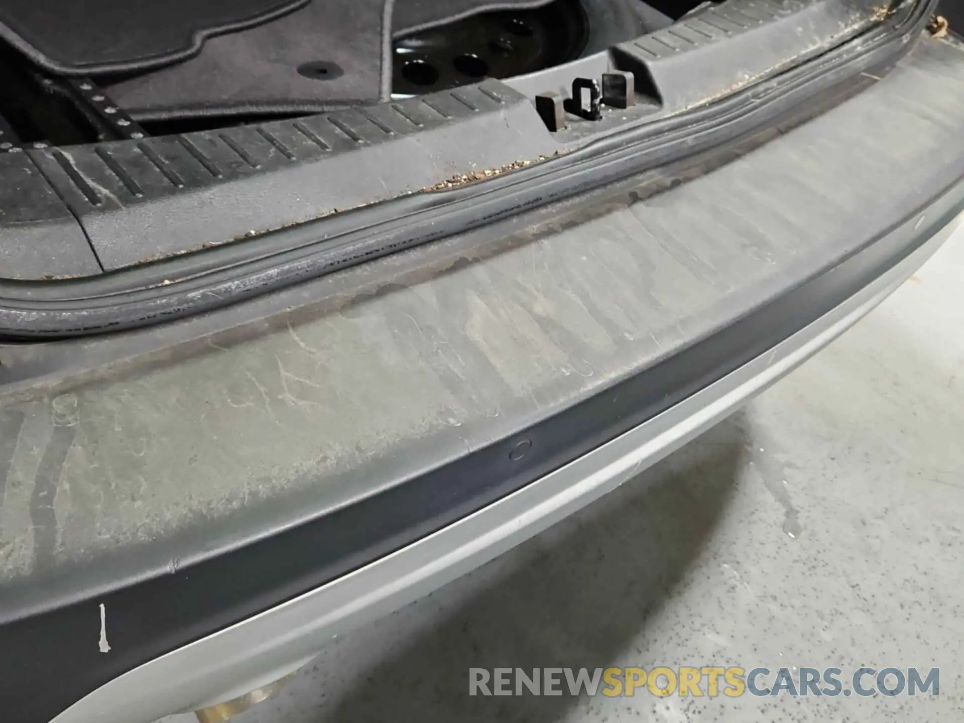 12 Photograph of a damaged car 1FMCU9GD8KUC07497 FORD ESCAPE 2019